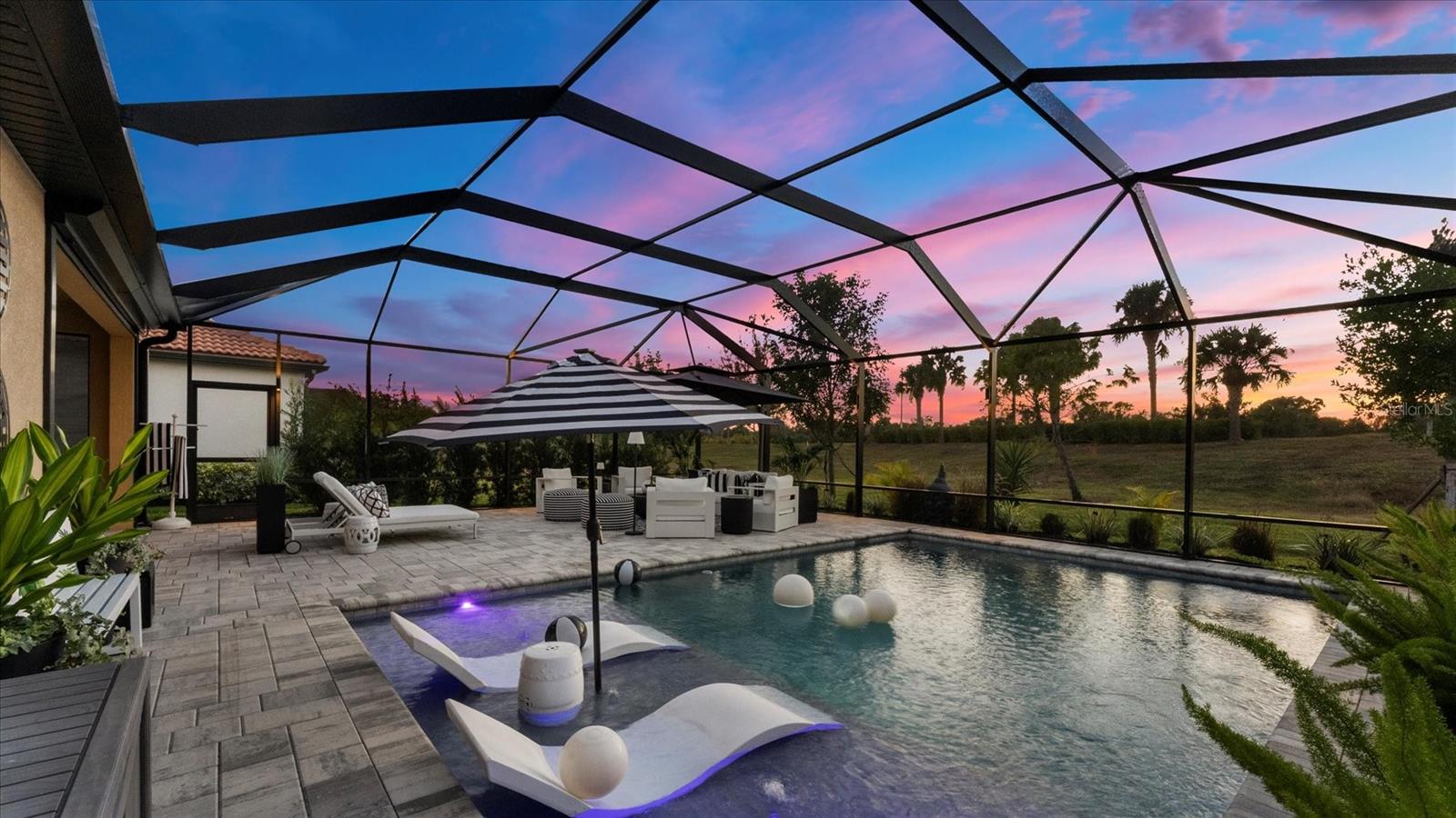 Image 52 of 91 For 10113 Colubrina Drive