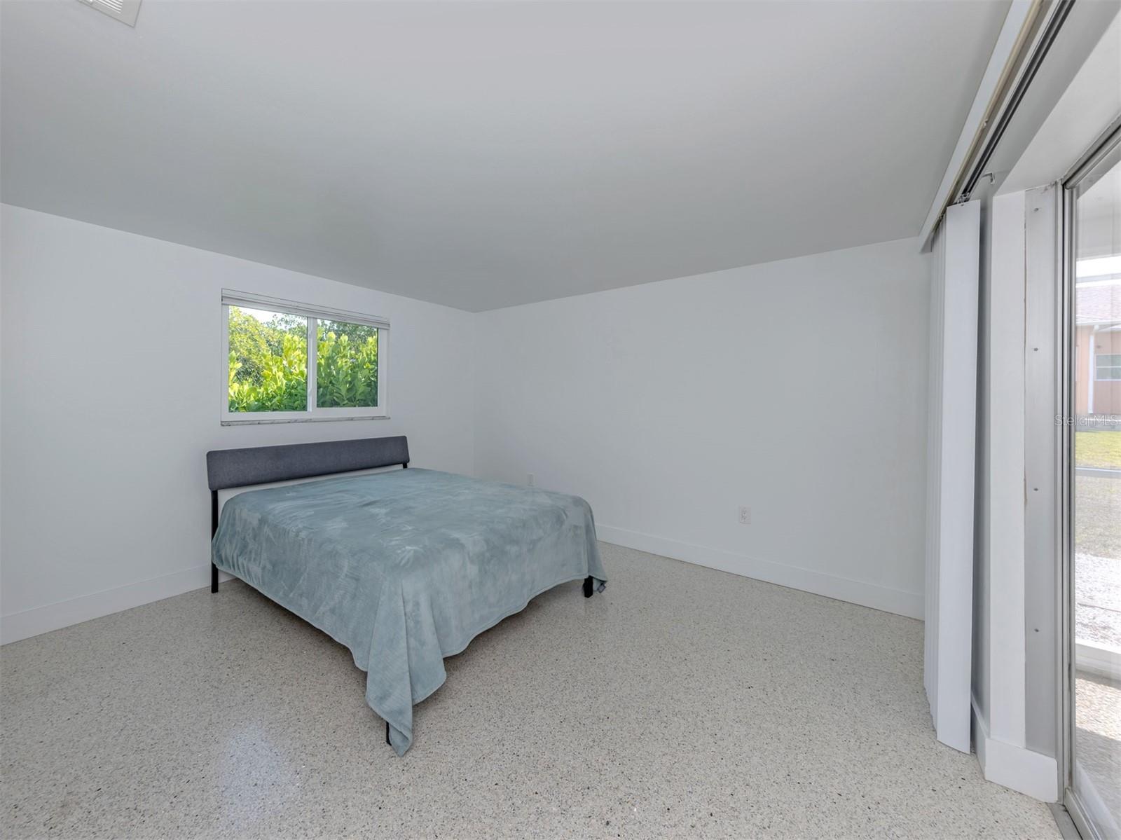 Image 12 of 51 For 107 Sorrento Drive