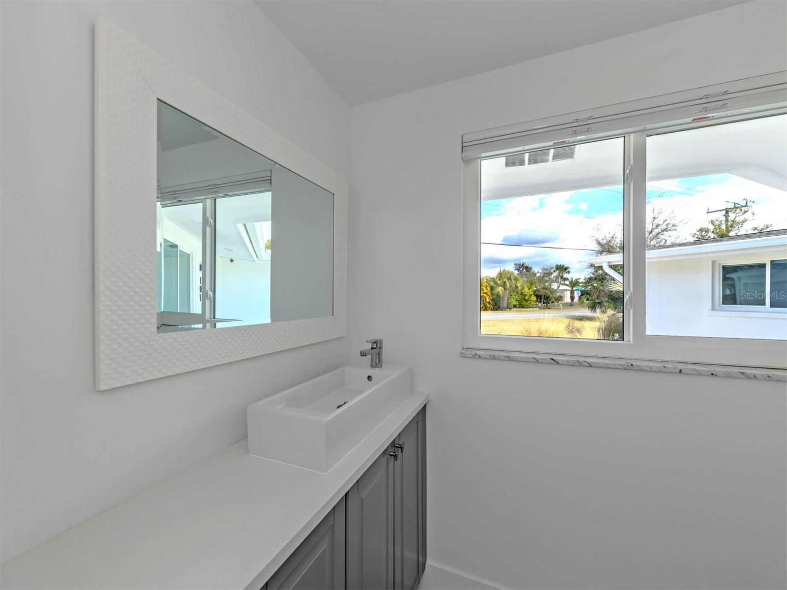 Image 17 of 51 For 107 Sorrento Drive