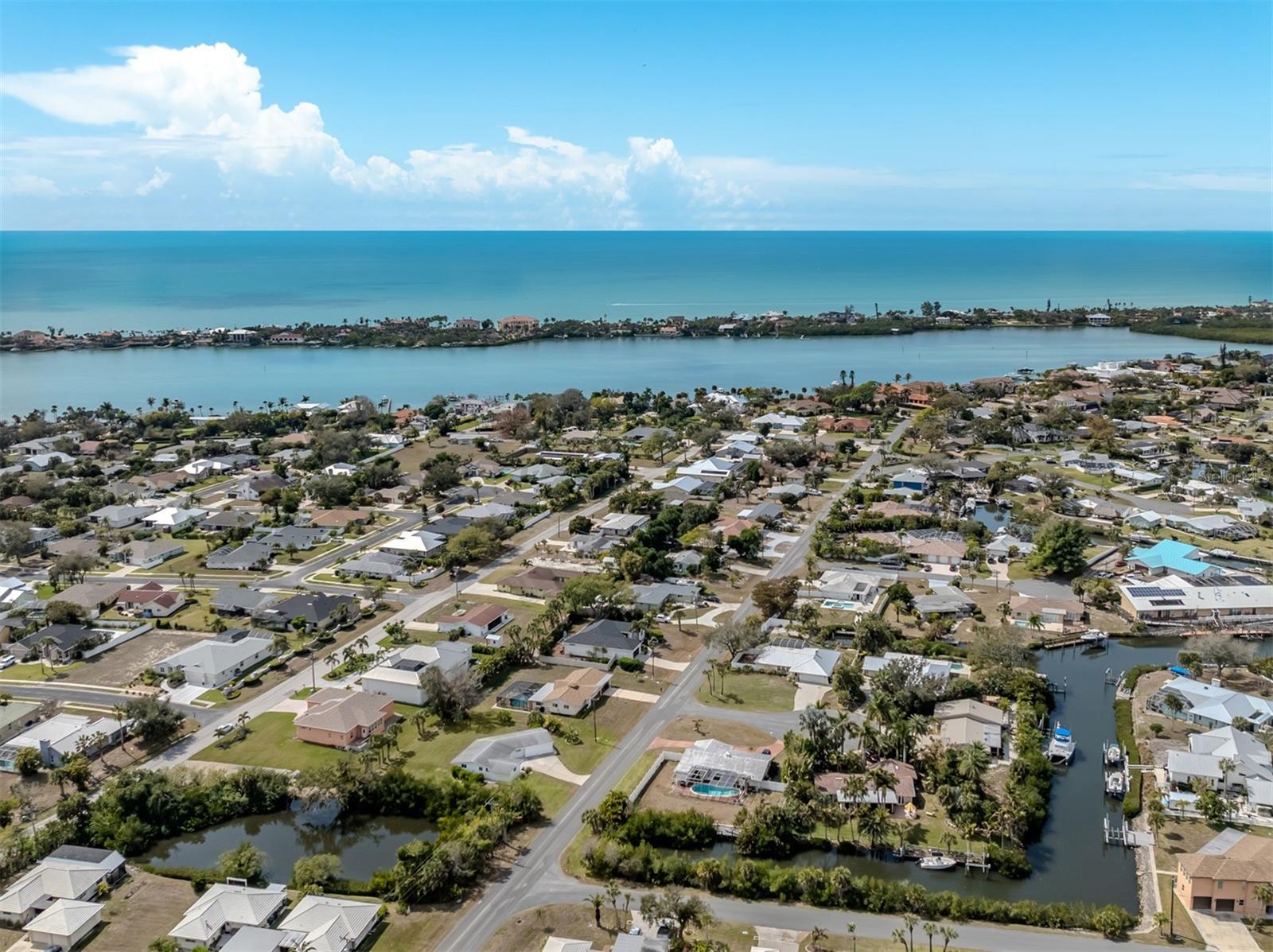 Image 28 of 51 For 107 Sorrento Drive