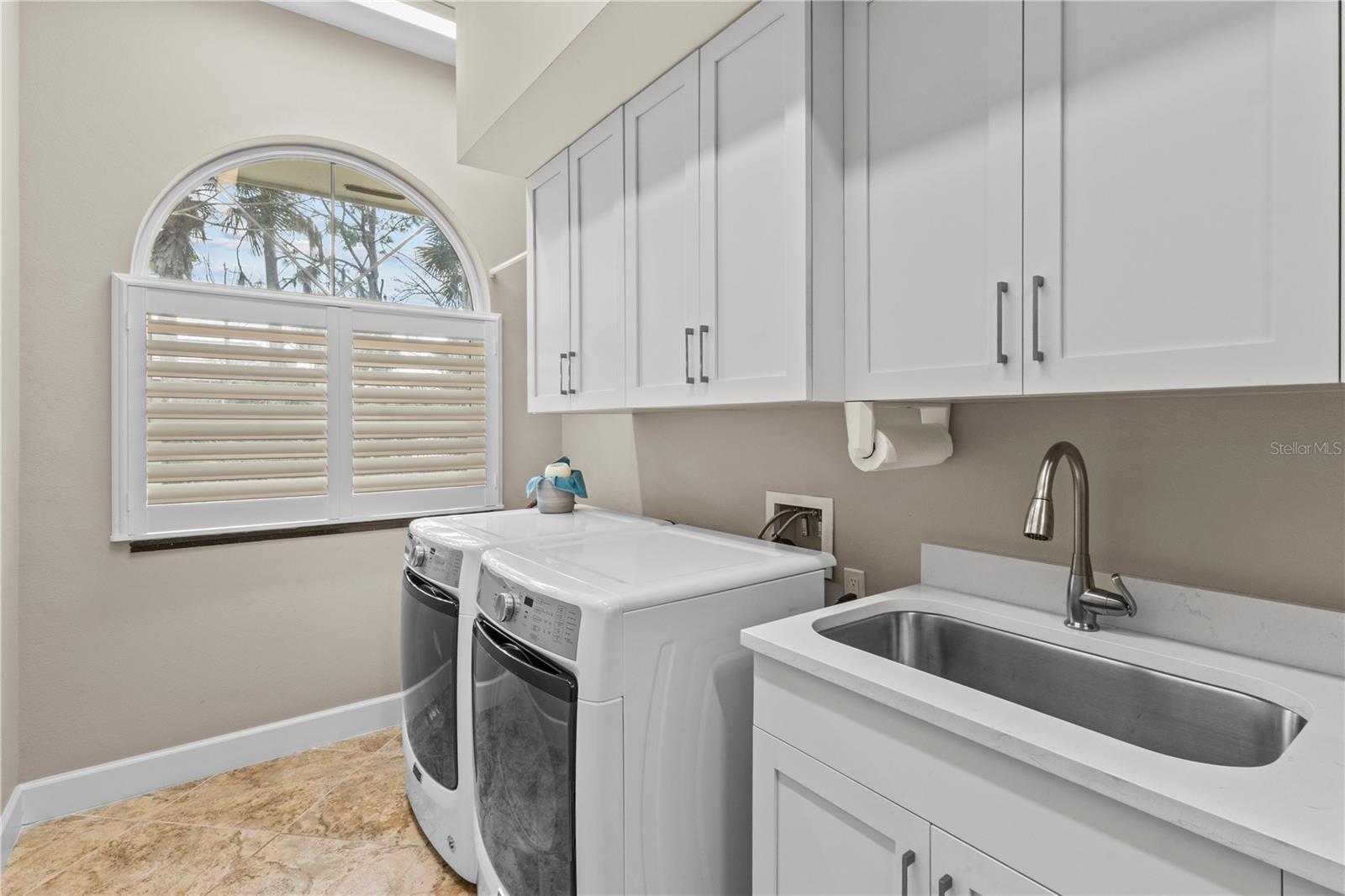 Image 44 of 83 For 1 Cayman Isles Boulevard