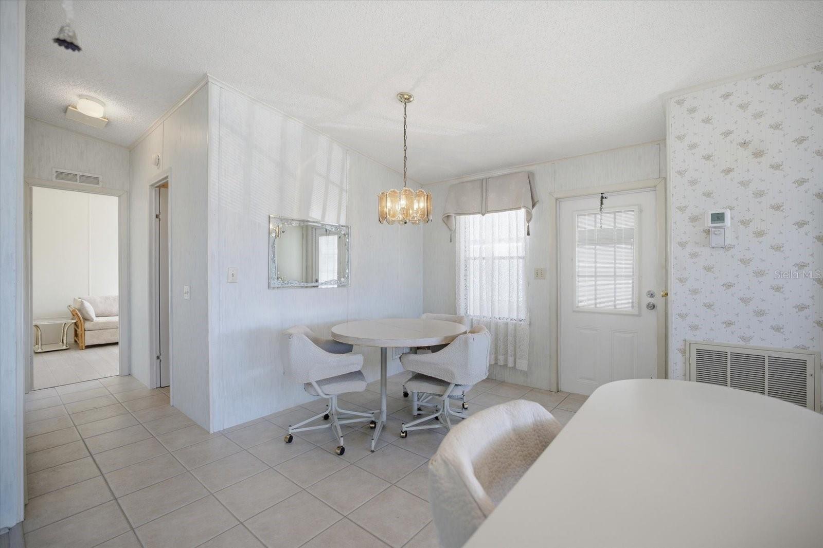 Image 14 of 32 For 339 Outrigger Place