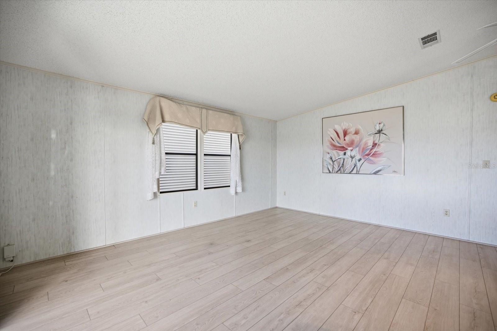 Image 16 of 32 For 339 Outrigger Place