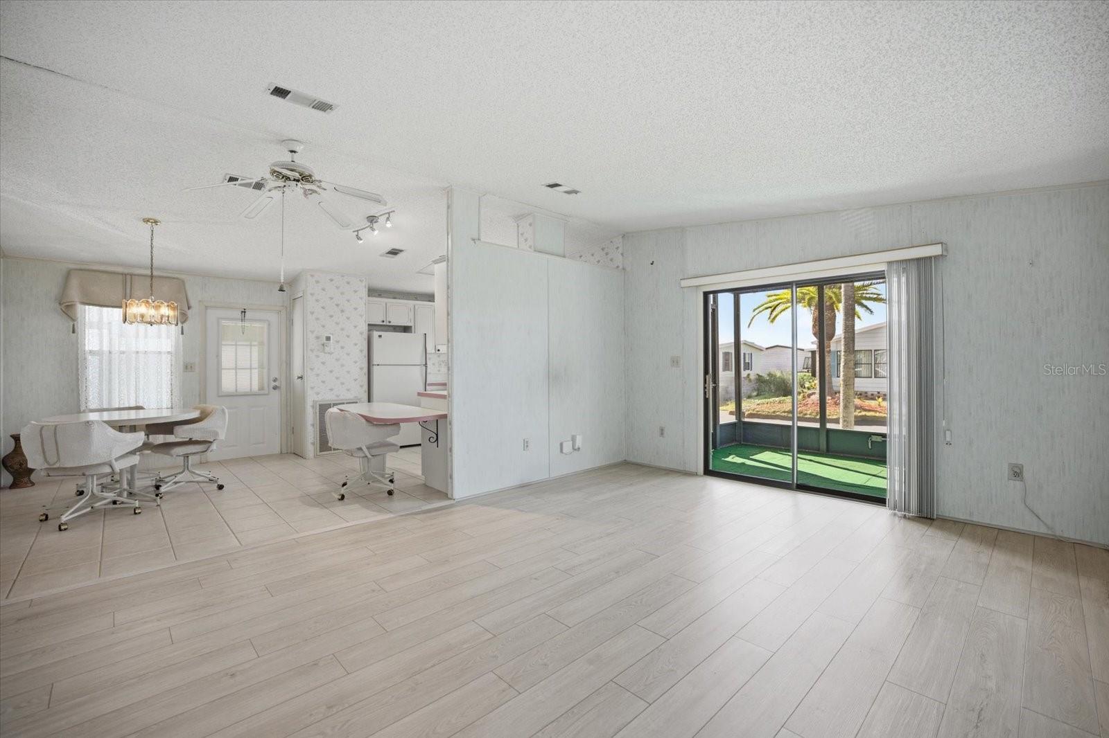 Image 24 of 32 For 339 Outrigger Place