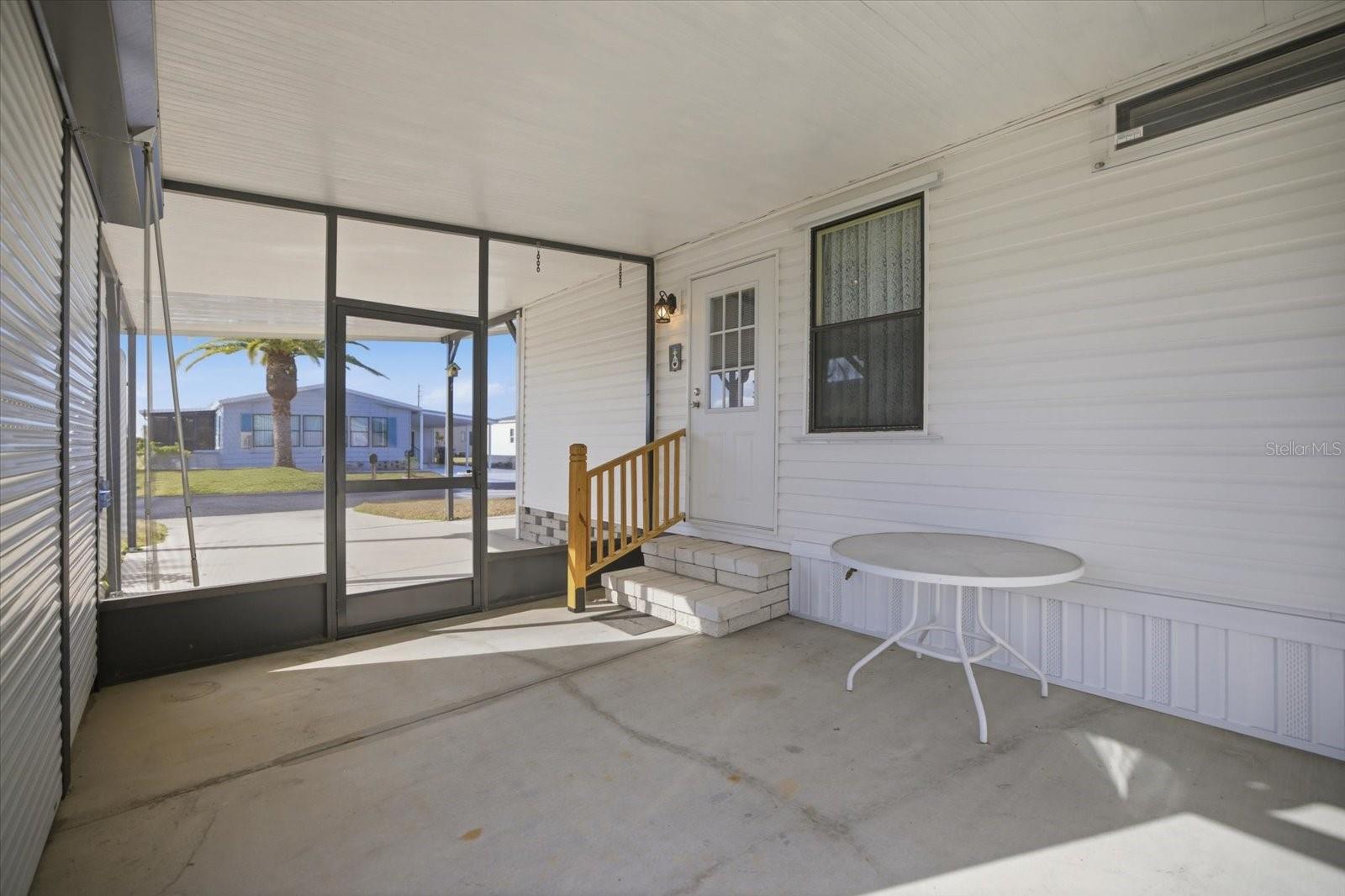 Image 8 of 32 For 339 Outrigger Place