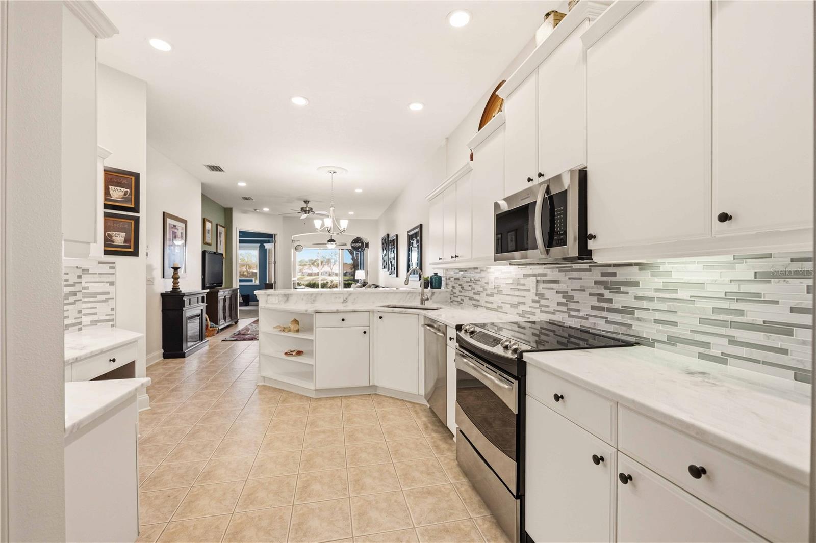 Image 14 of 76 For 2157 Lynx Run