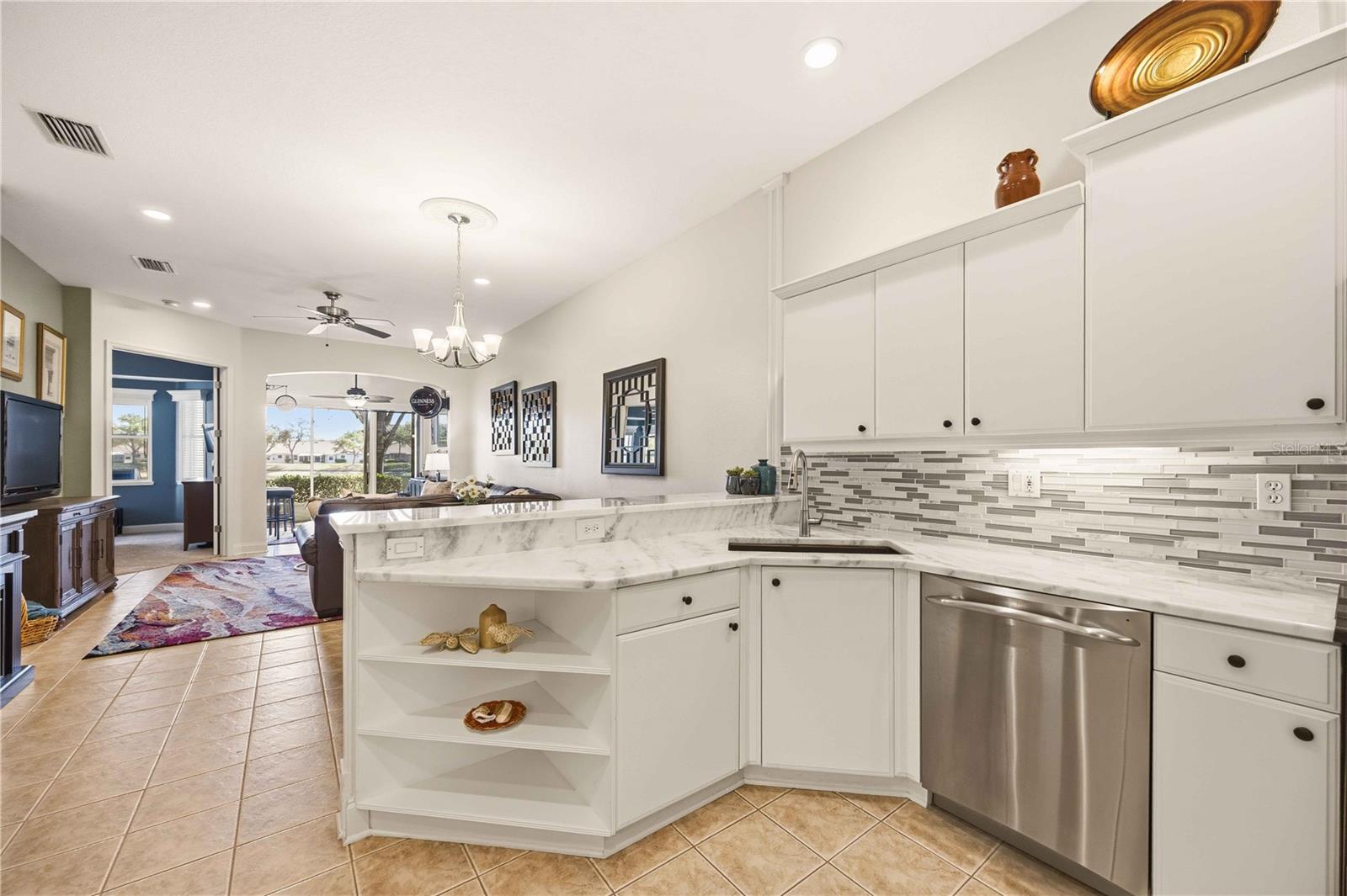 Image 16 of 76 For 2157 Lynx Run