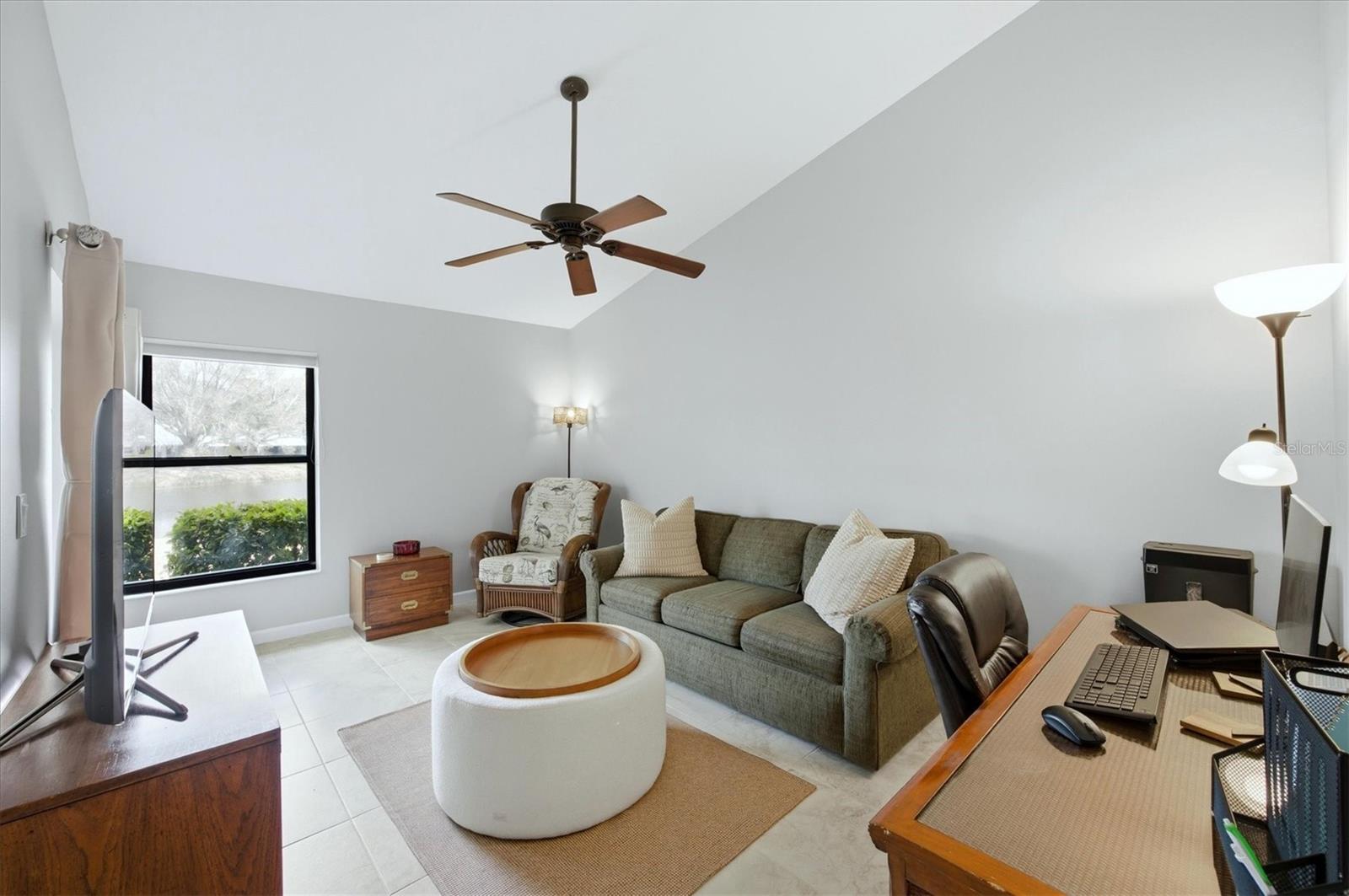 Image 22 of 49 For 258 Southampton Lane 268