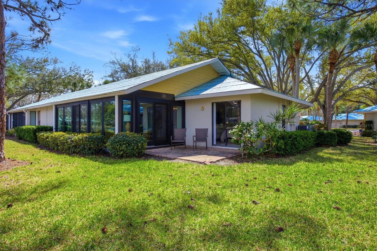 Image 30 of 49 For 258 Southampton Lane 268