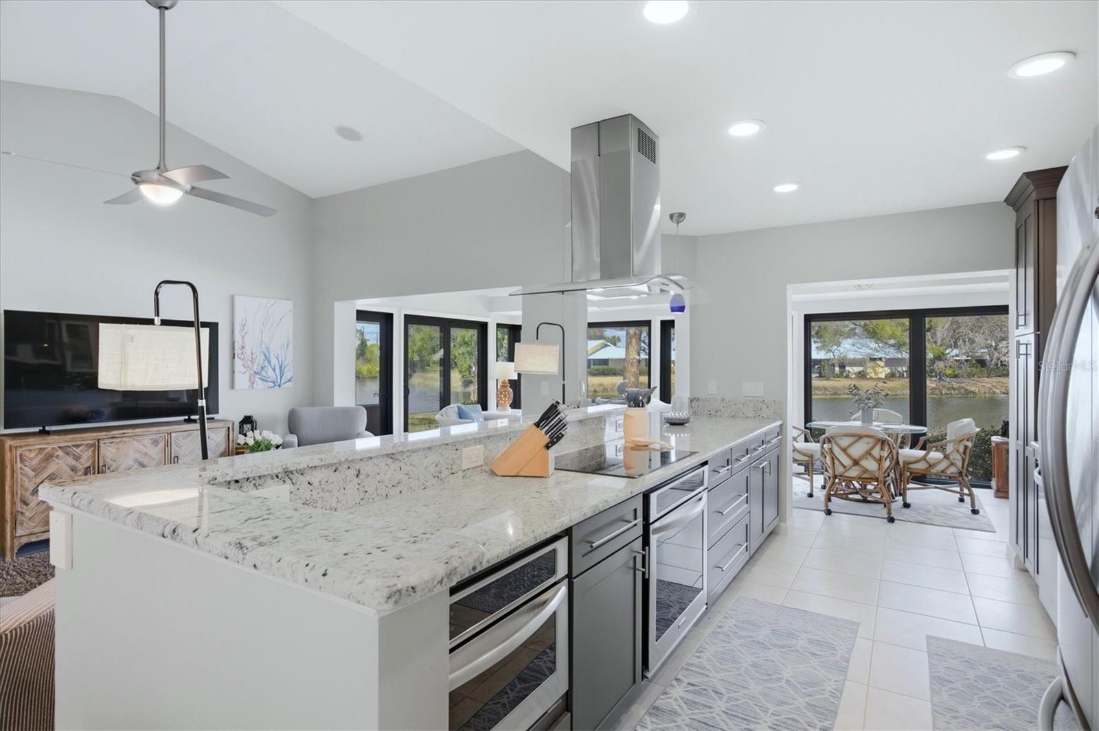 Image 6 of 49 For 258 Southampton Lane 268