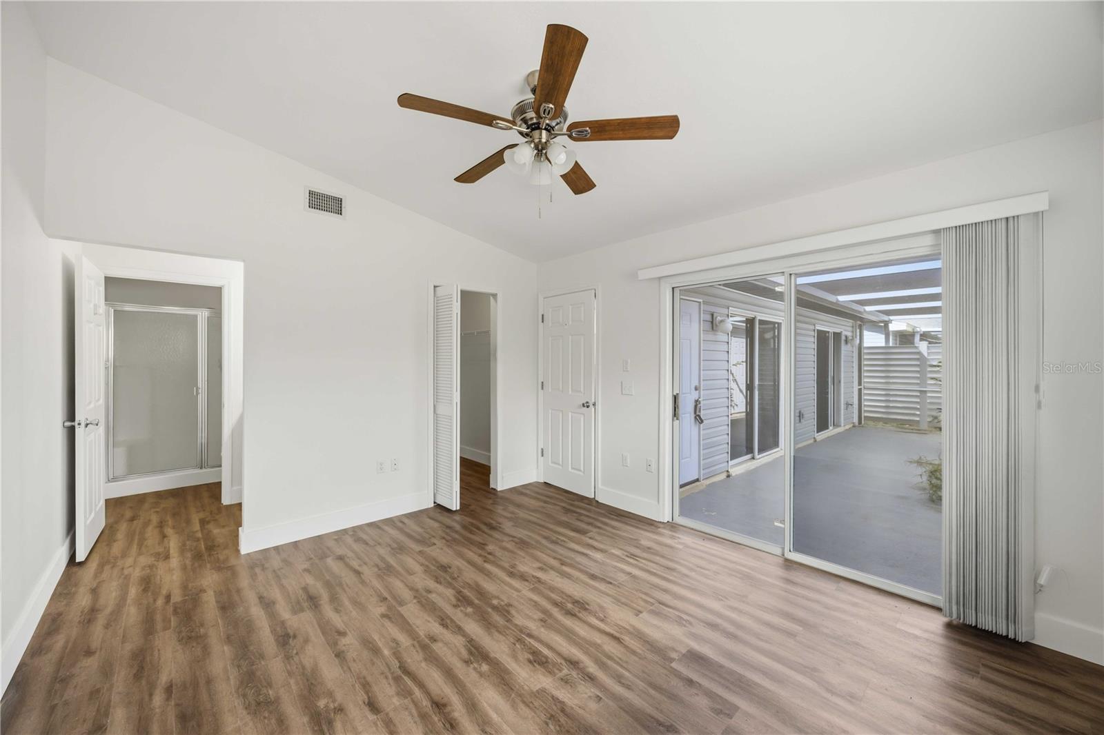 Image 14 of 28 For 3300 Loveland Boulevard 2501