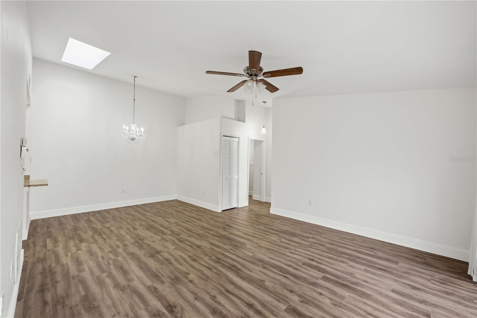 Image 5 of 28 For 3300 Loveland Boulevard 2501