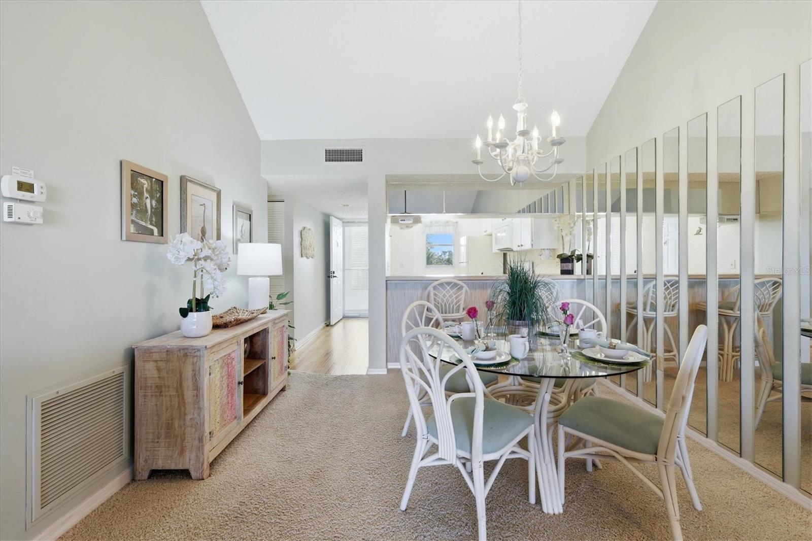 Image 10 of 30 For 437 Cerromar Lane 522