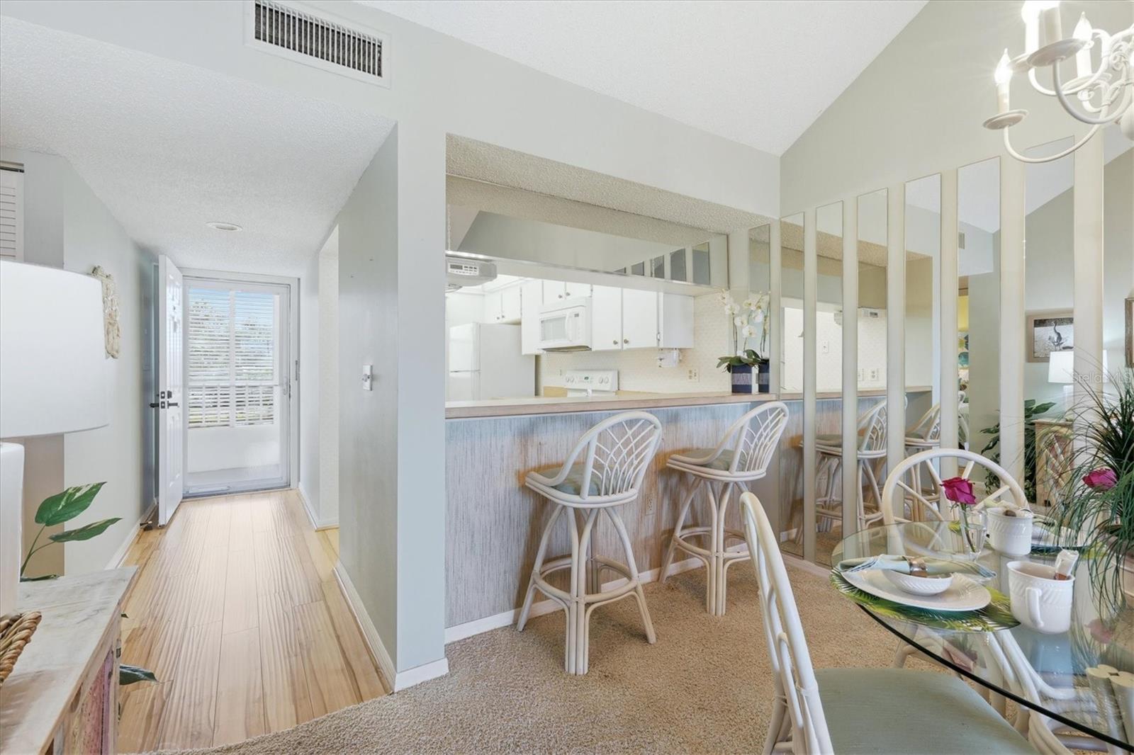 Image 11 of 30 For 437 Cerromar Lane 522