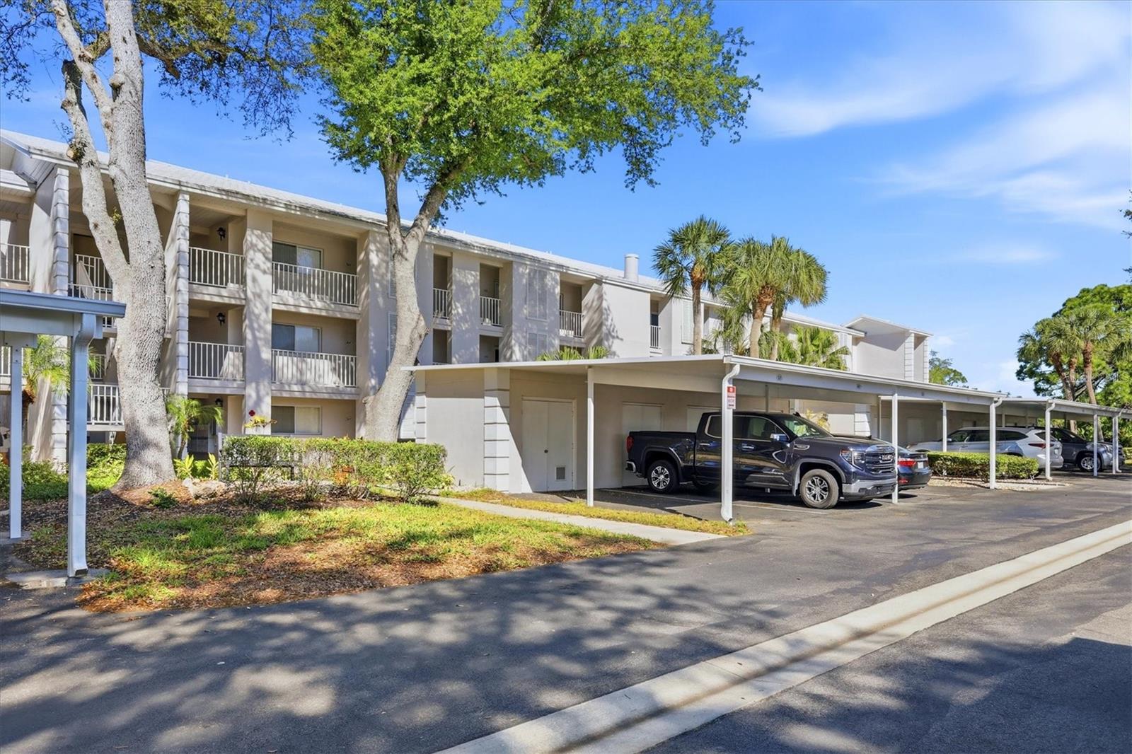 Image 2 of 30 For 437 Cerromar Lane 522