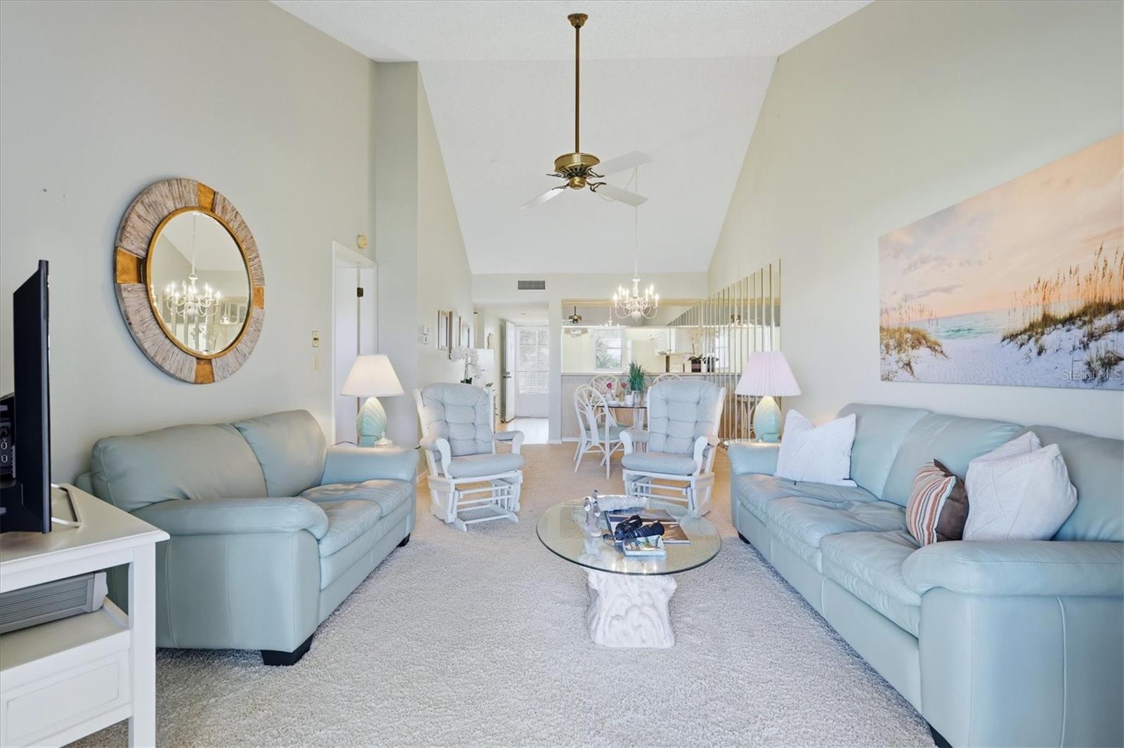 Image 6 of 30 For 437 Cerromar Lane 522