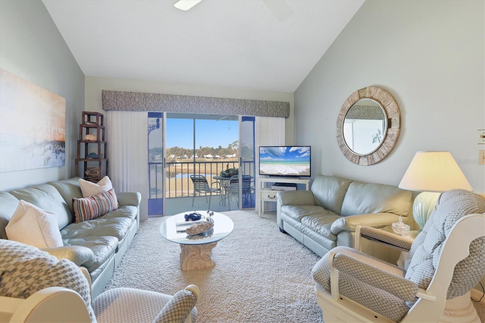 Image 7 of 30 For 437 Cerromar Lane 522