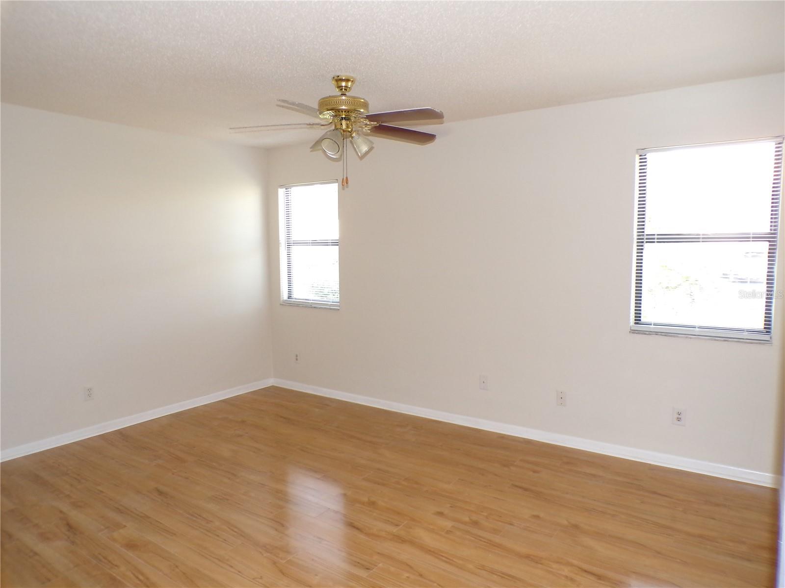 Image 10 of 20 For 634 Bird Bay Drive E 102