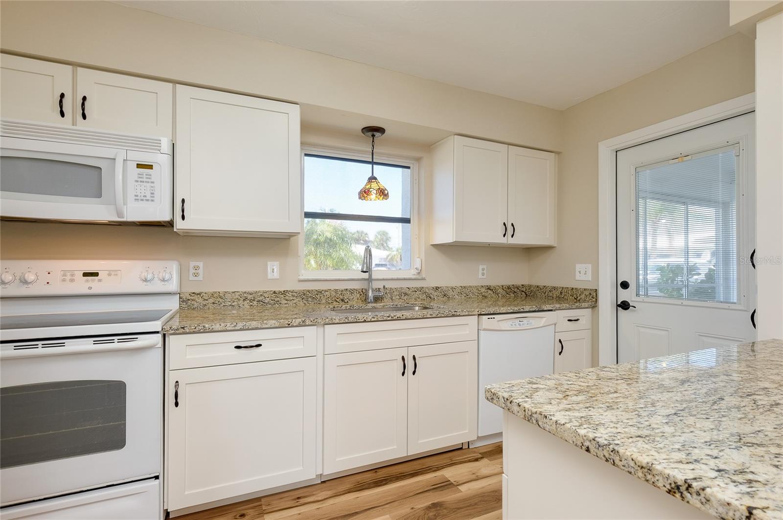 Image 16 of 71 For 397 Circlewood Drive Z1