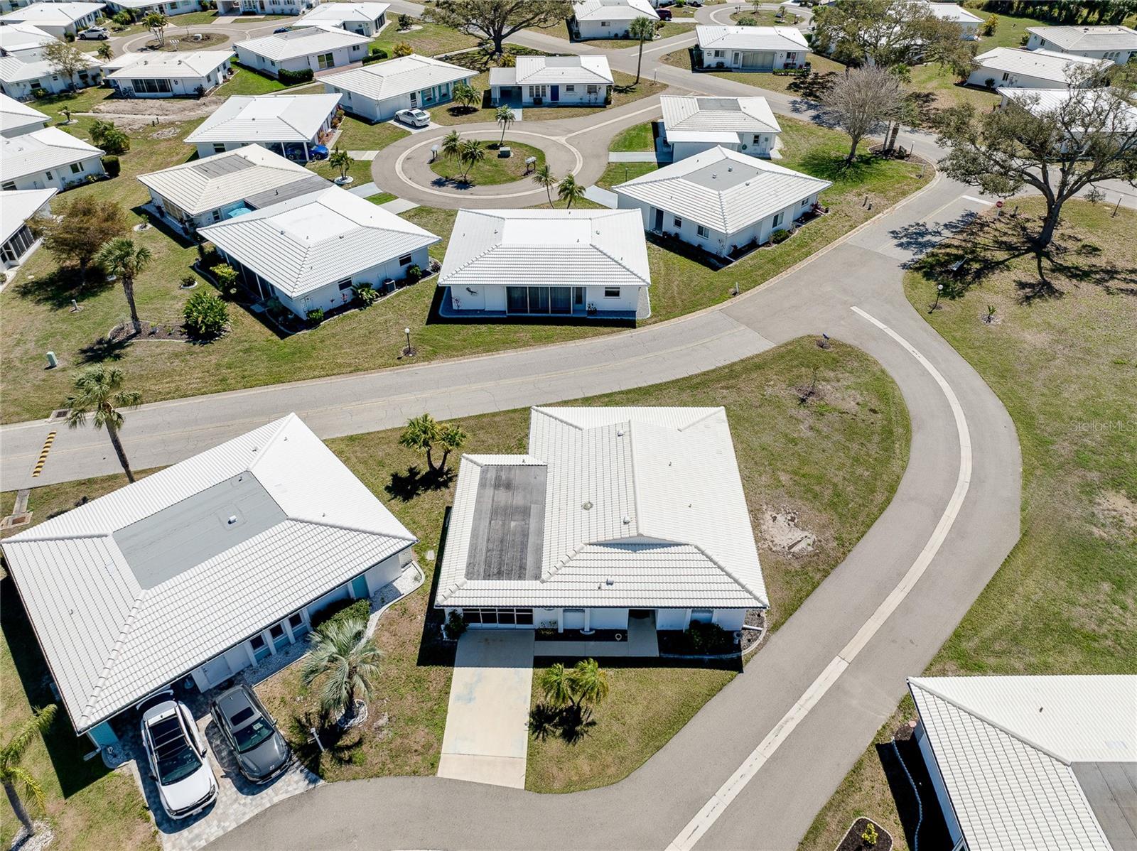 Image 25 of 71 For 397 Circlewood Drive Z1