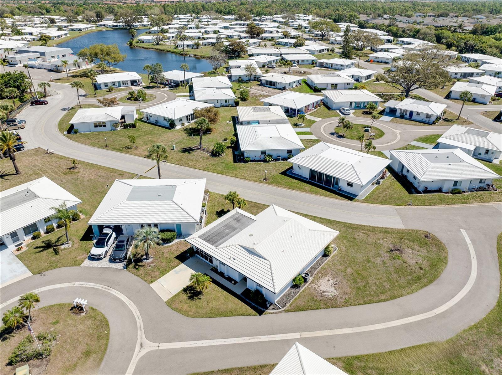 Image 26 of 71 For 397 Circlewood Drive Z1