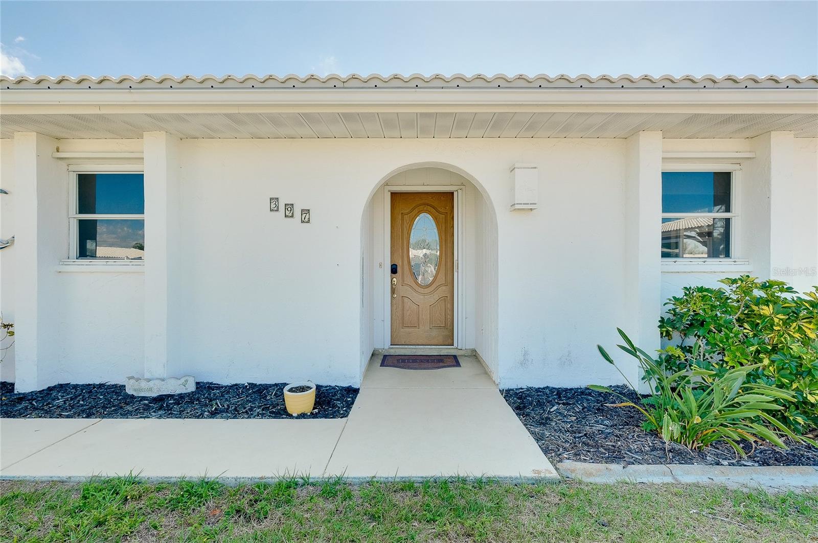 Image 4 of 71 For 397 Circlewood Drive Z1