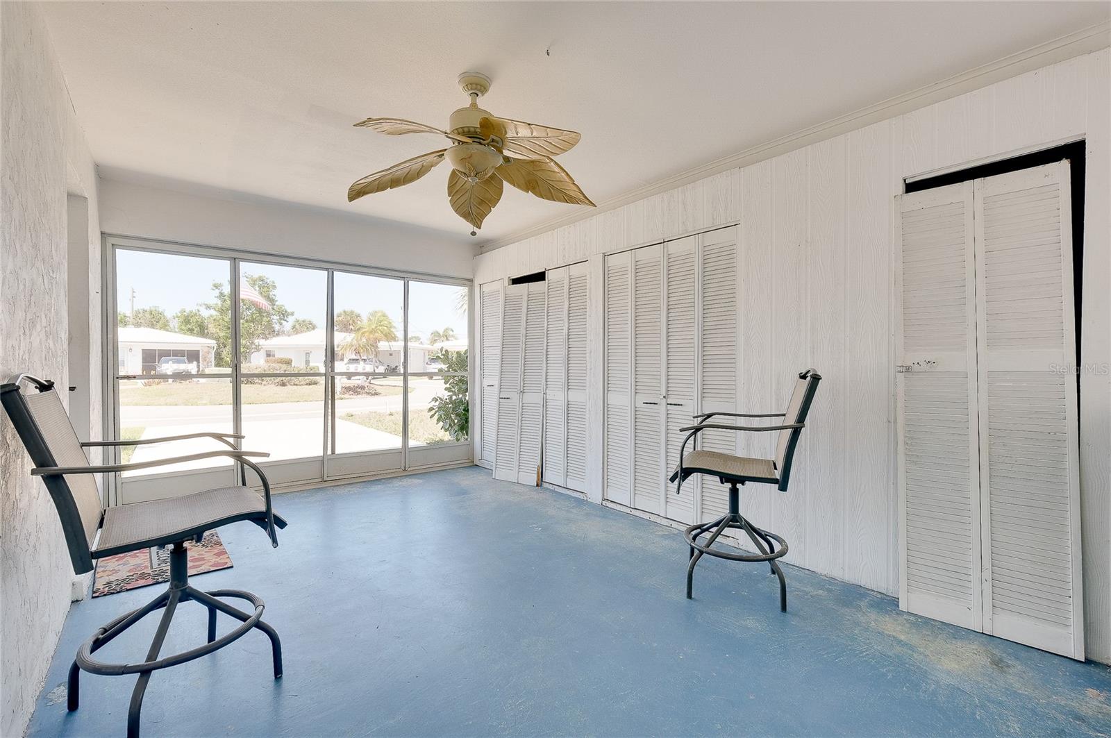 Image 42 of 71 For 397 Circlewood Drive Z1