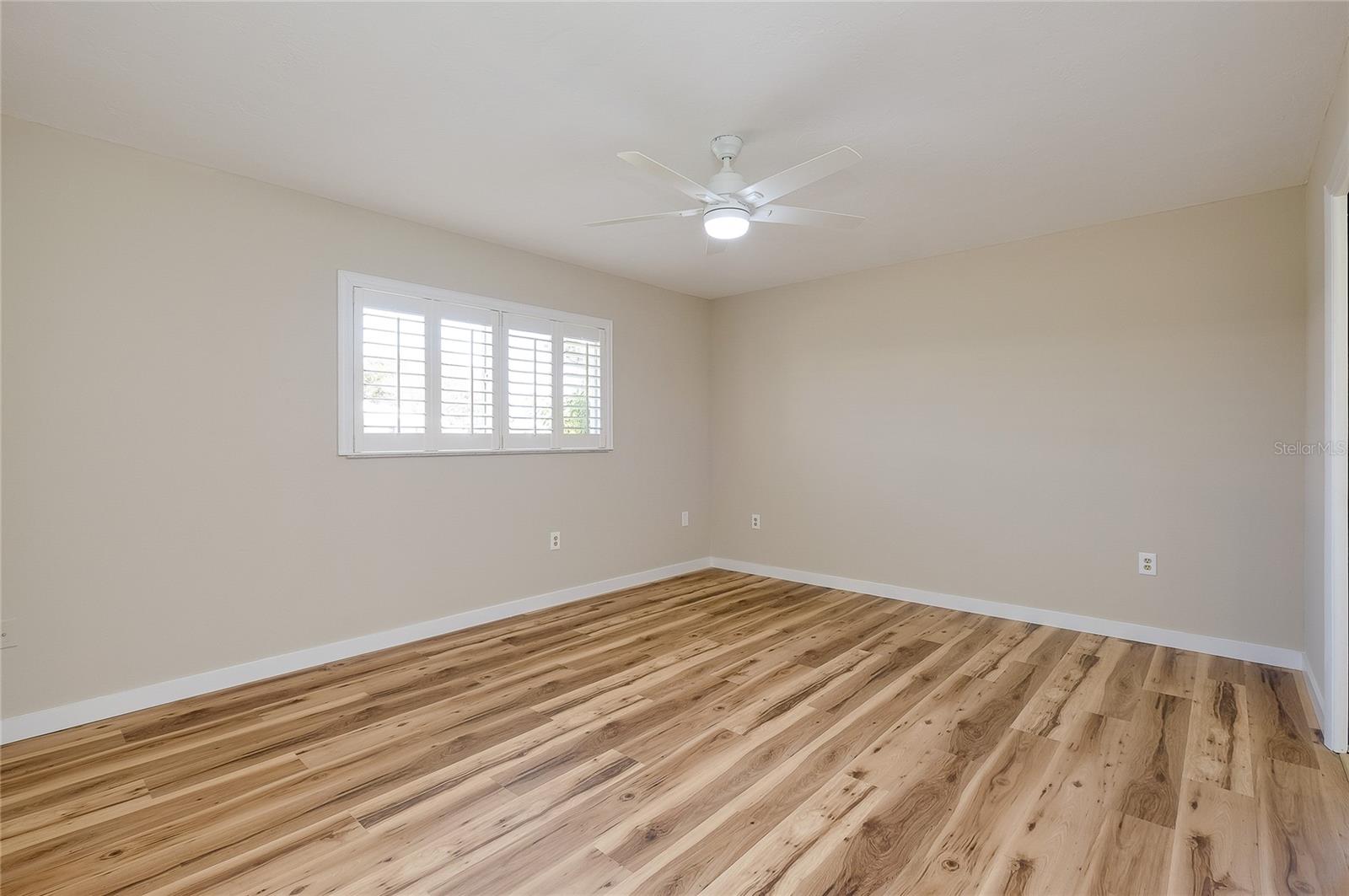 Image 51 of 71 For 397 Circlewood Drive Z1