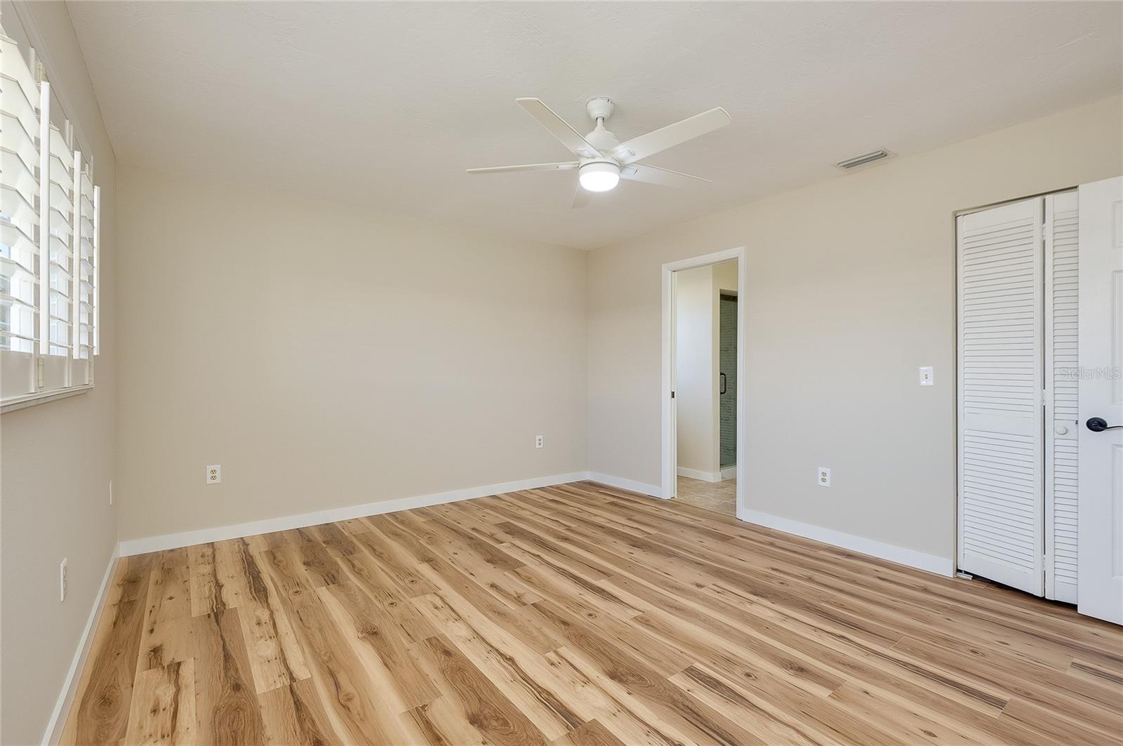 Image 52 of 71 For 397 Circlewood Drive Z1