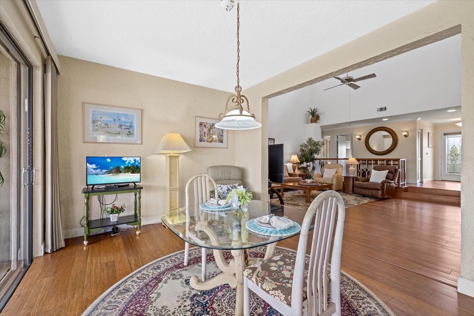 Image 21 of 49 For 53 Inlets Boulevard 53