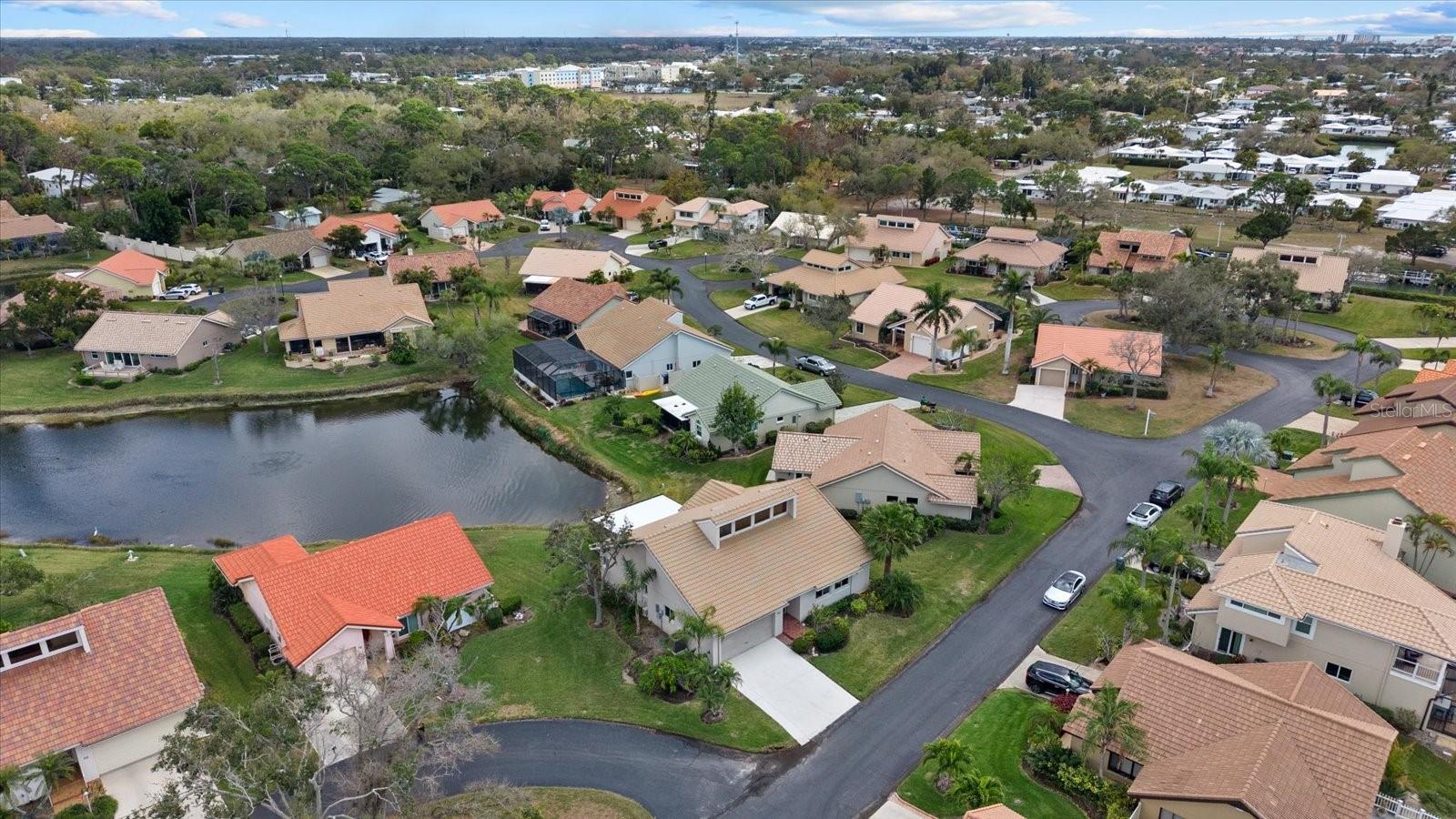 Image 36 of 49 For 53 Inlets Boulevard 53