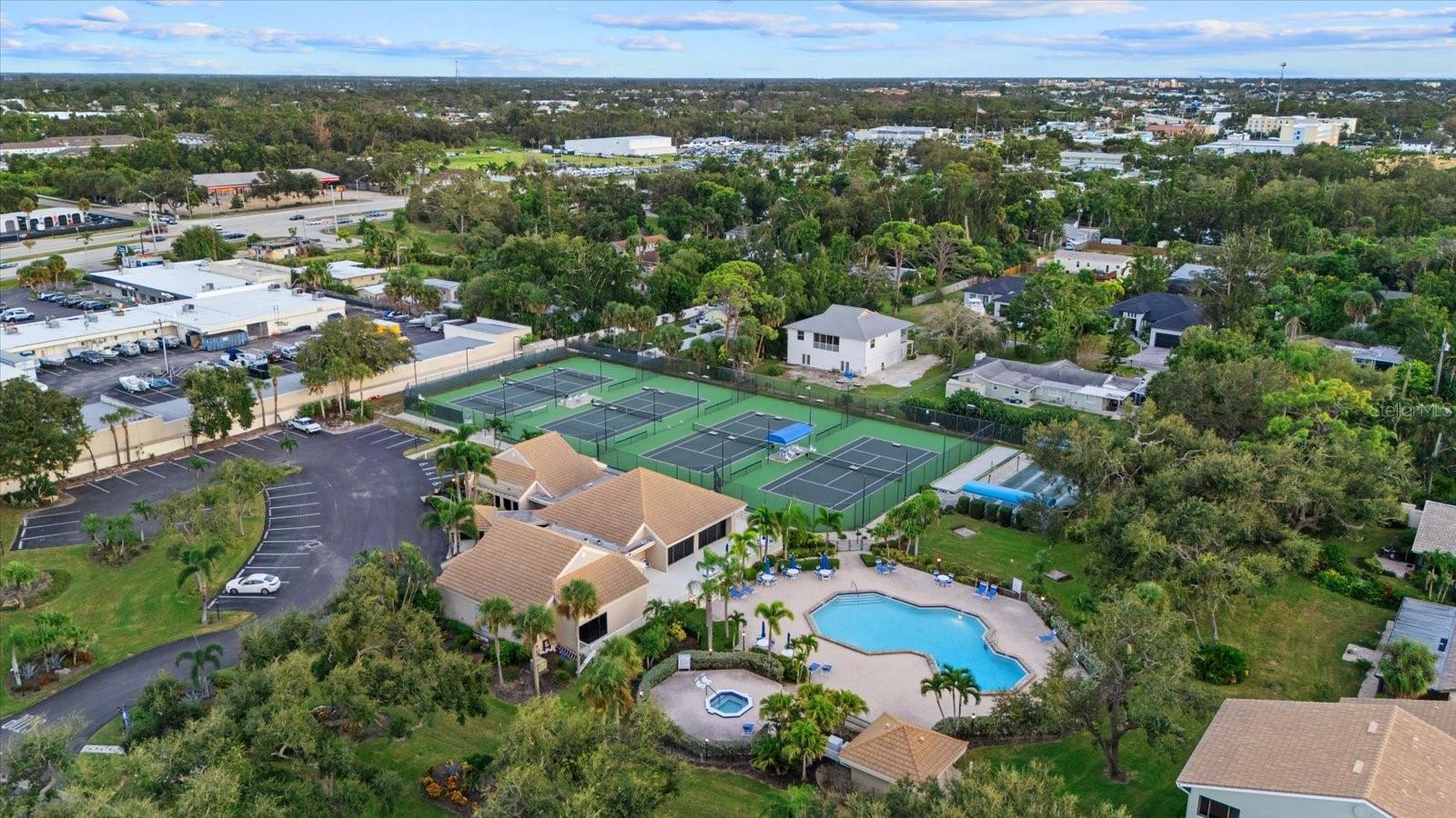 Image 41 of 49 For 53 Inlets Boulevard 53