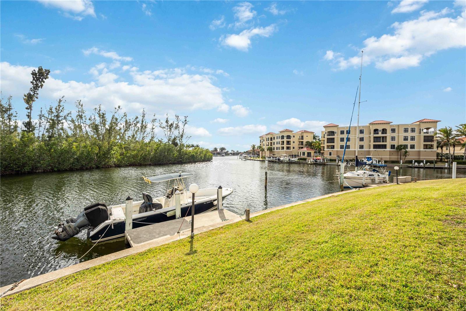 Image 3 of 41 For 3256 White Ibis Court 324