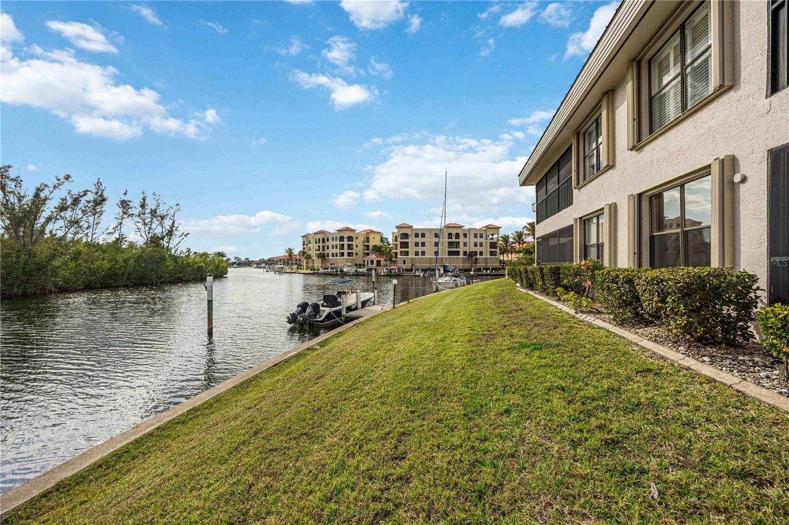 Image 31 of 41 For 3256 White Ibis Court 324