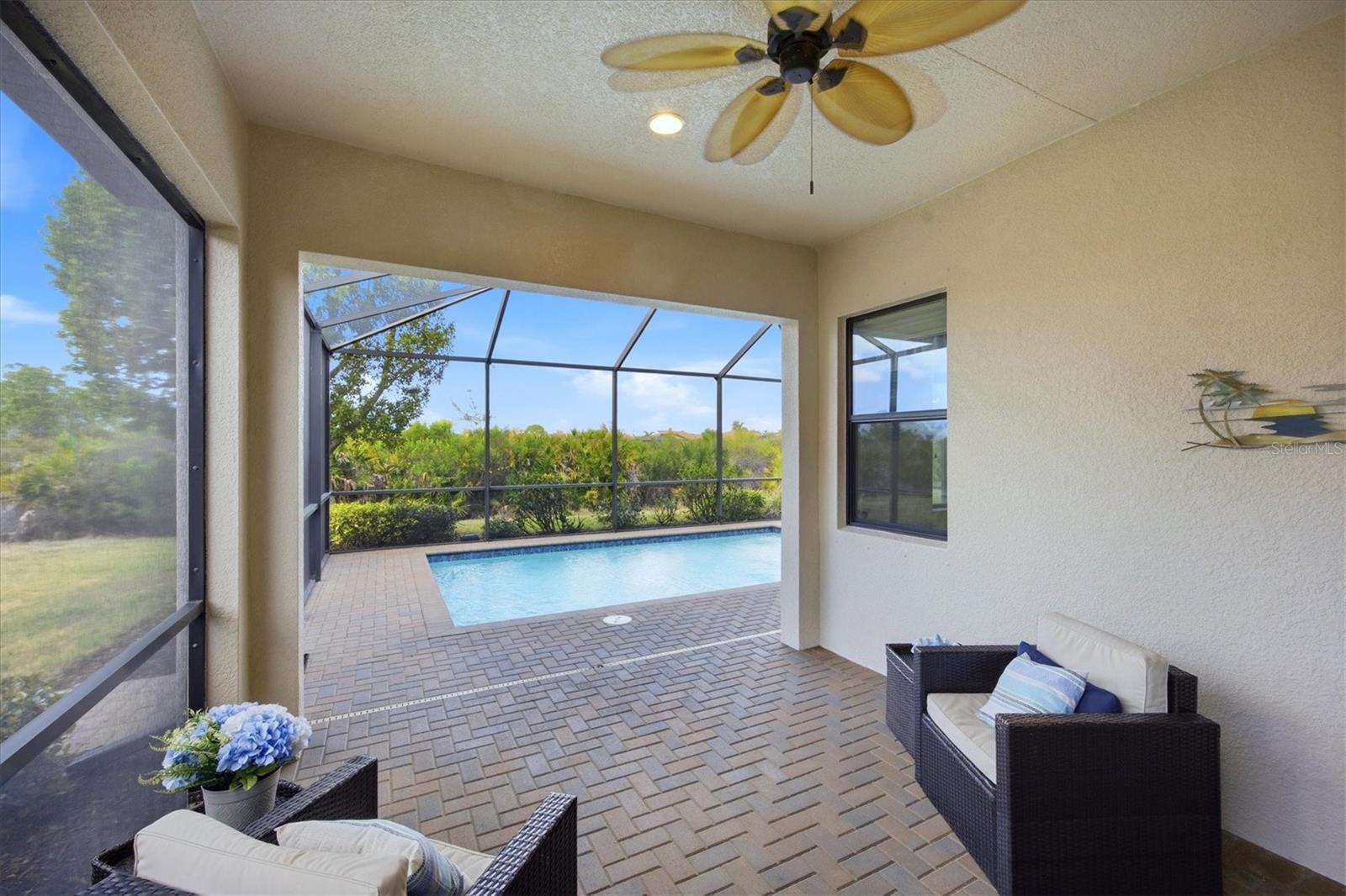 Image 15 of 100 For 10533 Crooked Creek Drive