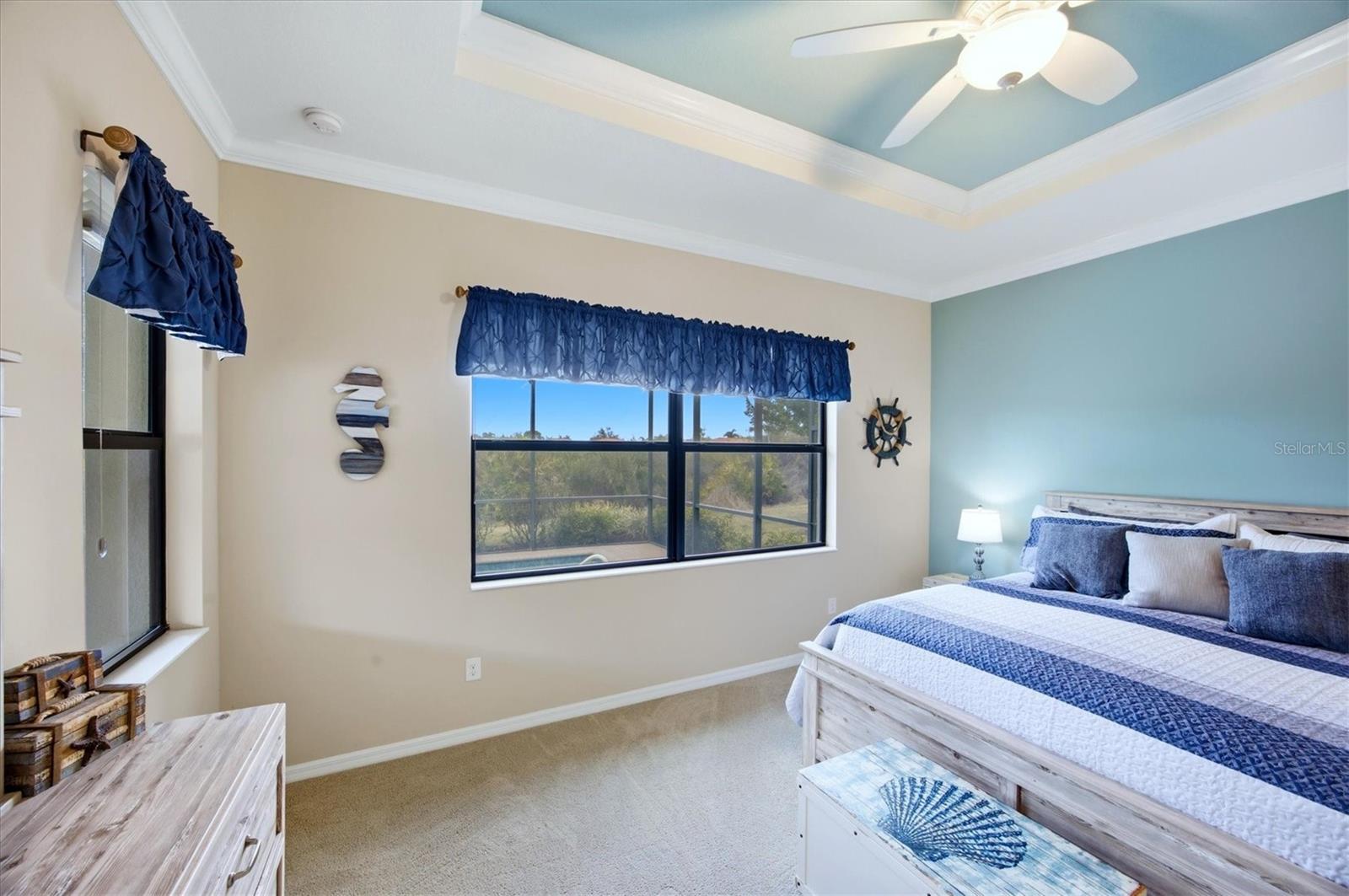 Image 33 of 100 For 10533 Crooked Creek Drive