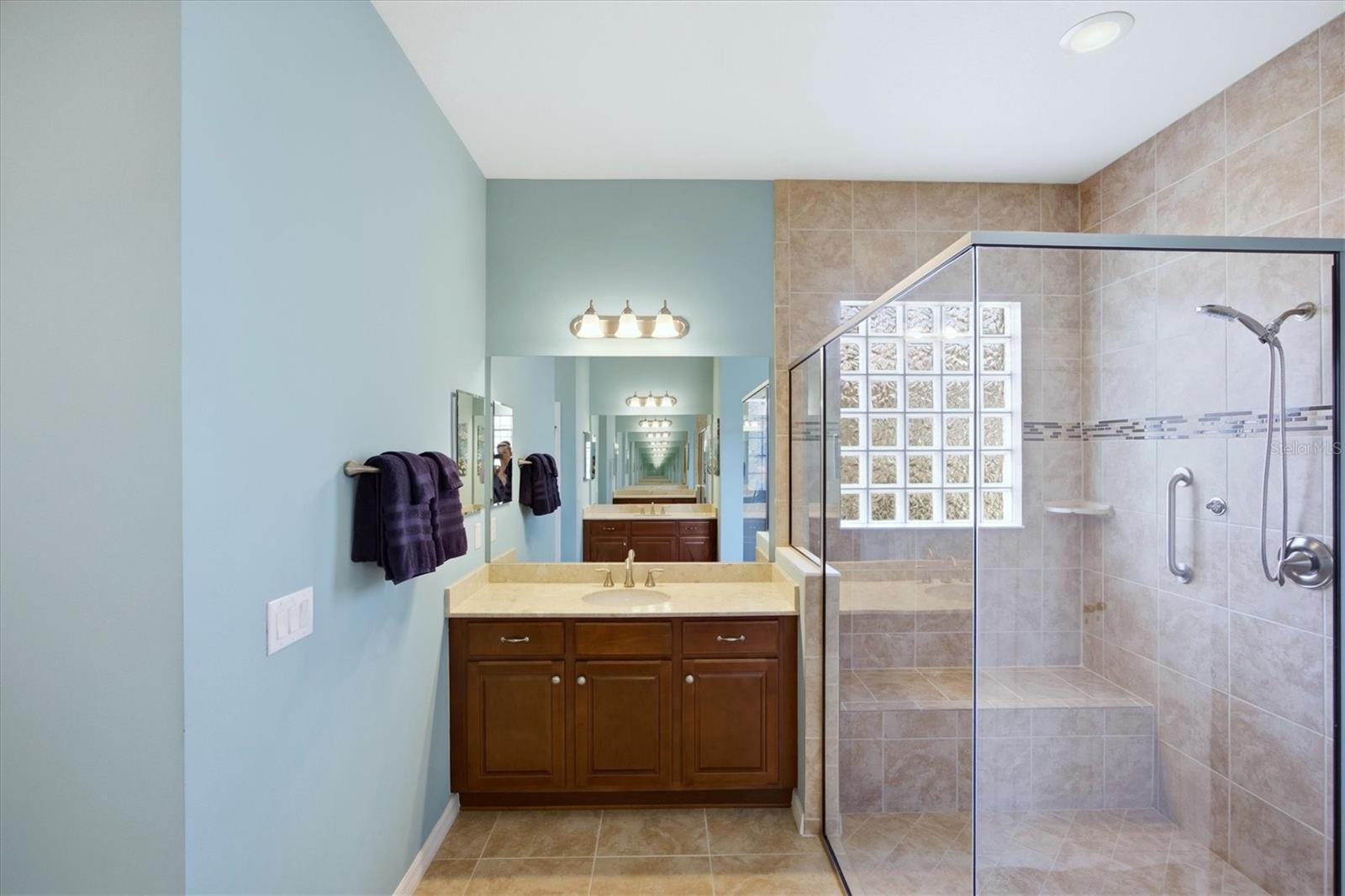 Image 38 of 100 For 10533 Crooked Creek Drive