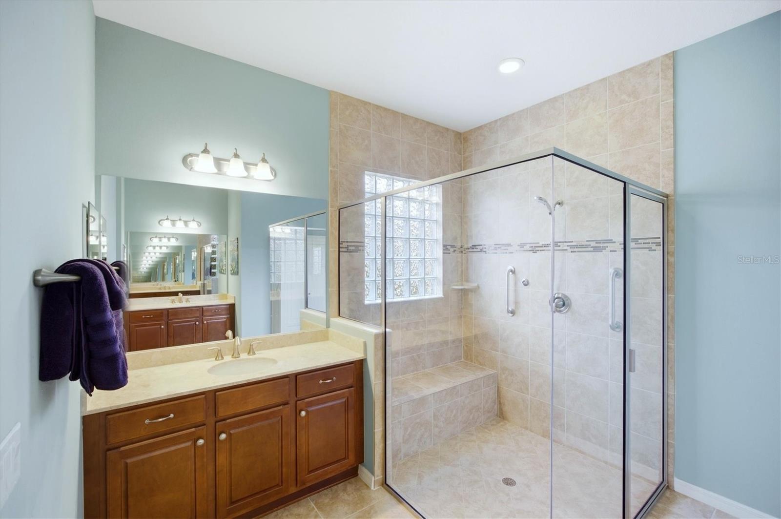 Image 39 of 100 For 10533 Crooked Creek Drive