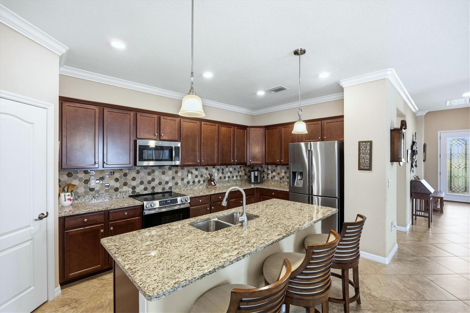 Image 27 of 100 For 10443 Medjool Drive