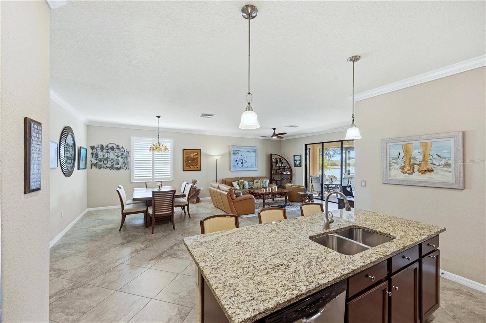 Image 31 of 100 For 10443 Medjool Drive