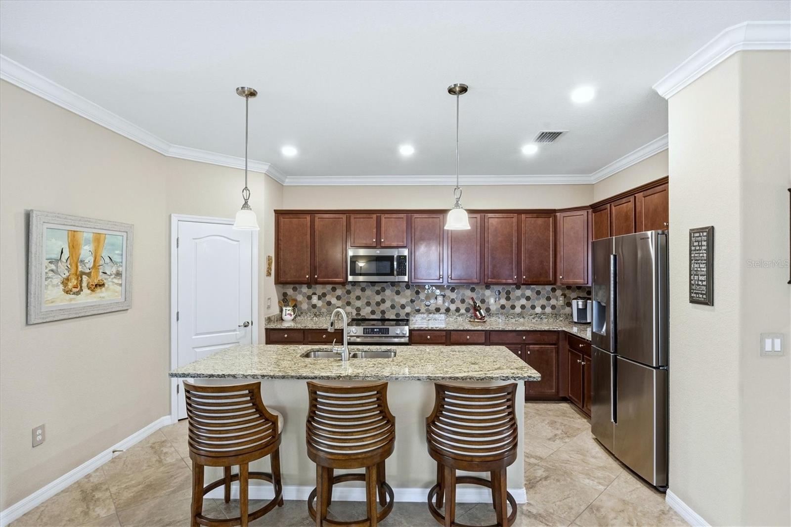 Image 34 of 100 For 10443 Medjool Drive