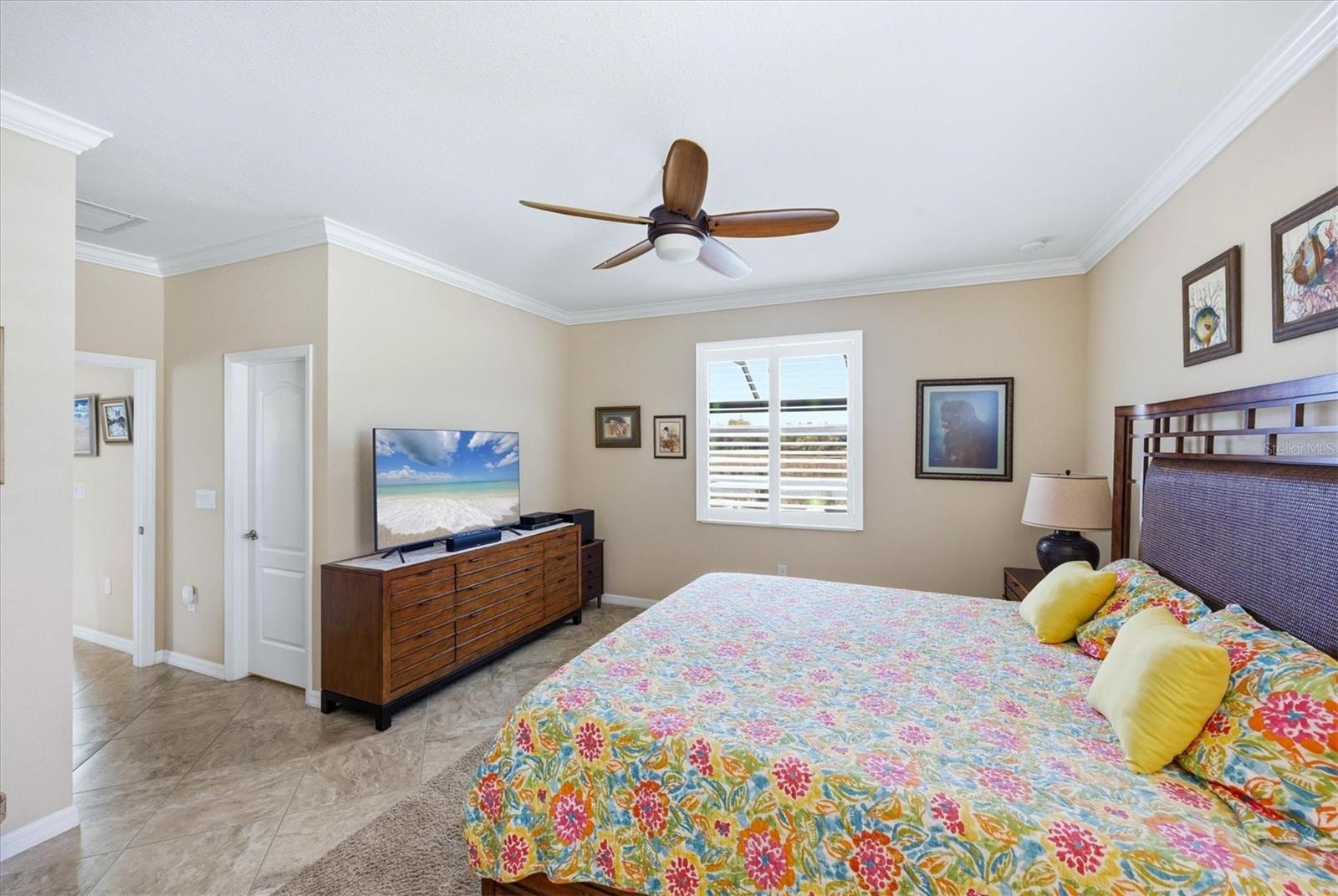 Image 42 of 100 For 10443 Medjool Drive