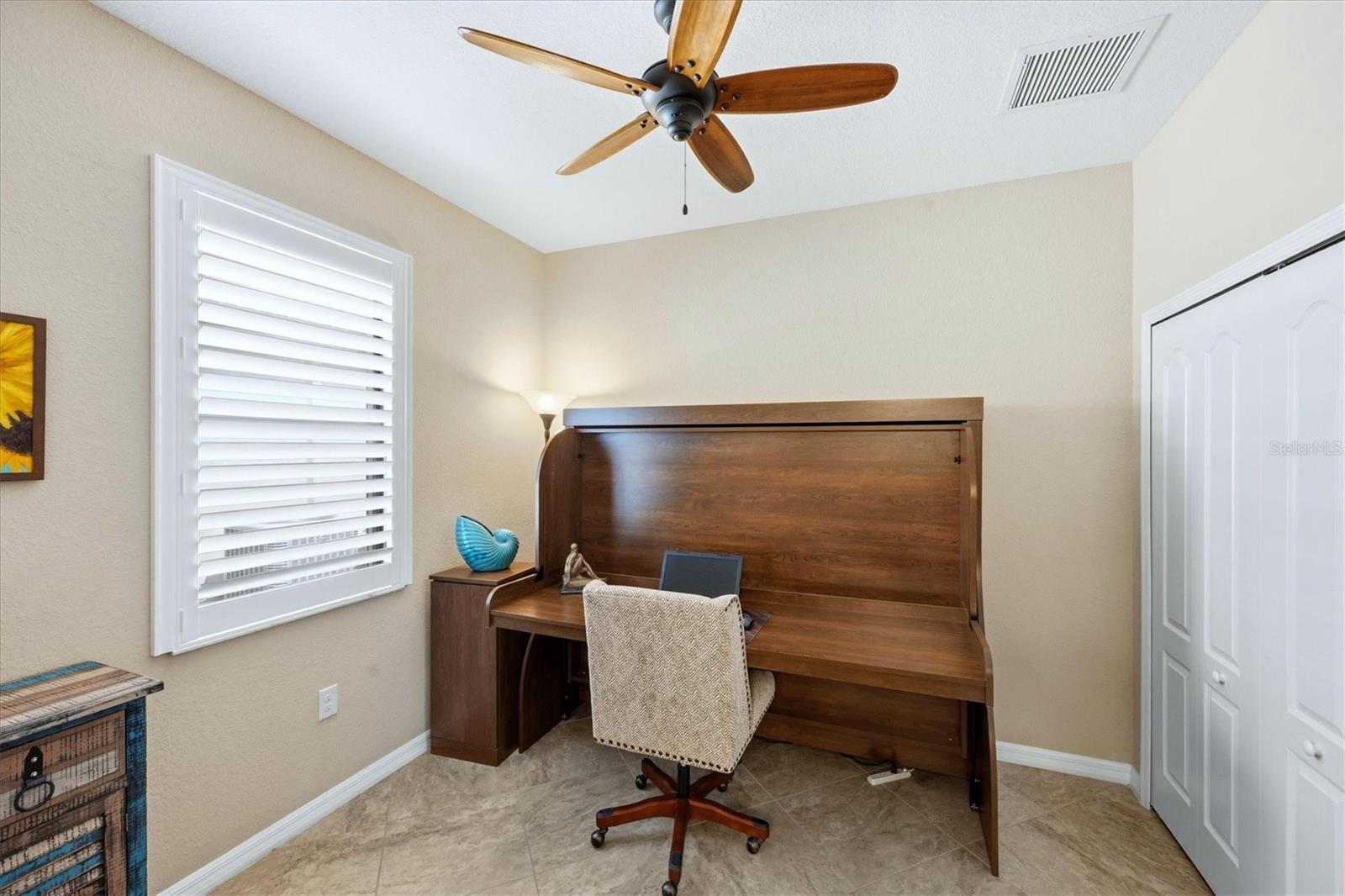 Image 54 of 100 For 10443 Medjool Drive