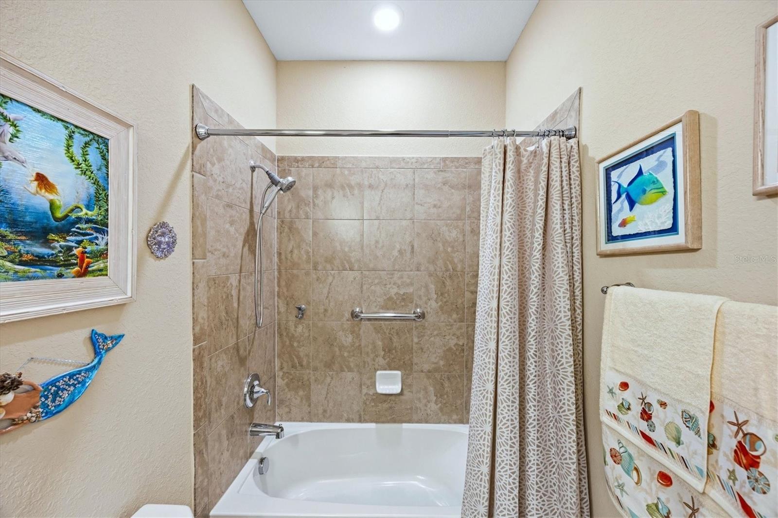 Image 57 of 100 For 10443 Medjool Drive