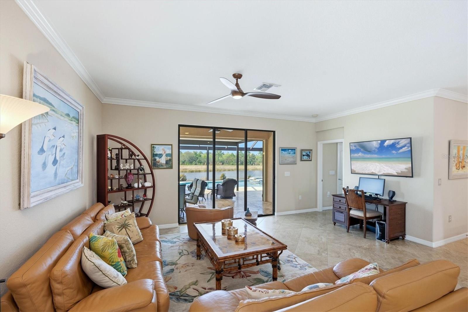 Image 8 of 100 For 10443 Medjool Drive