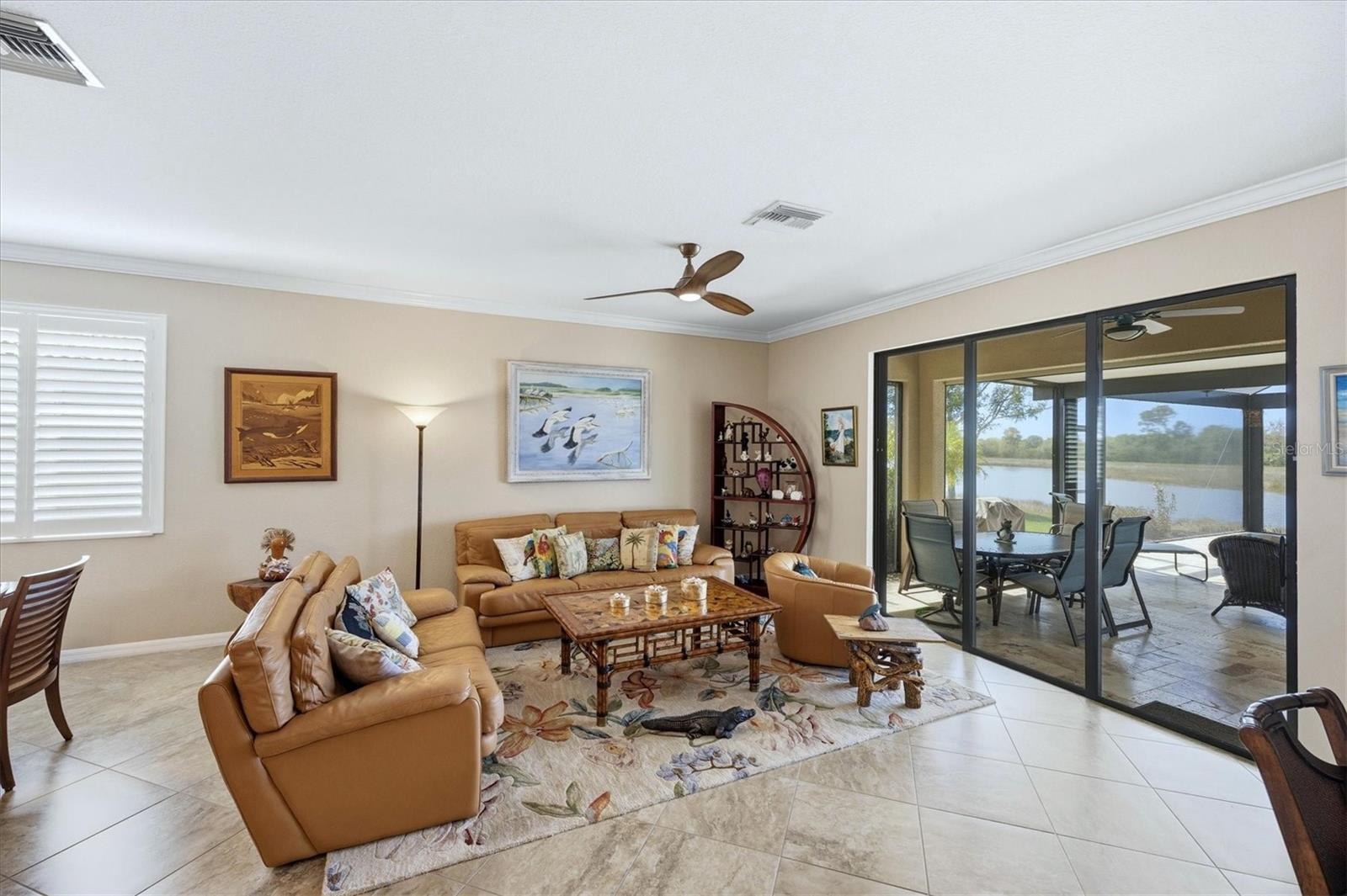 Image 9 of 100 For 10443 Medjool Drive