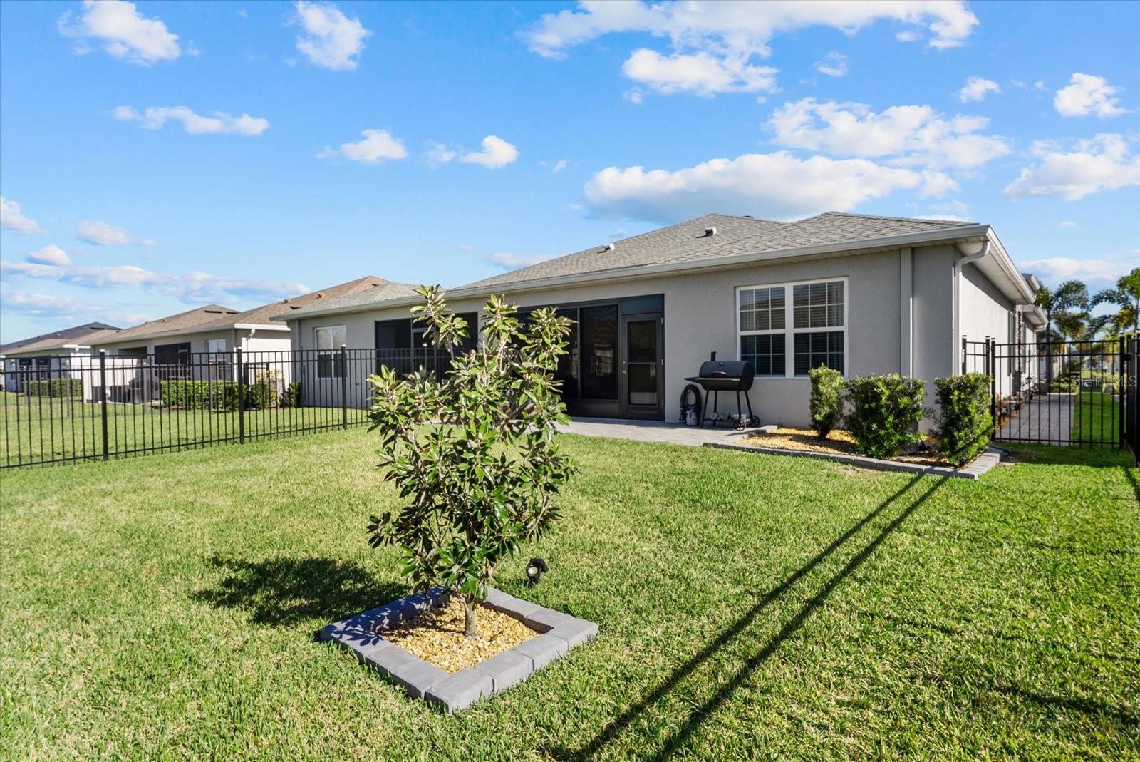 Image 7 of 34 For 16342 Coconut Palm Drive