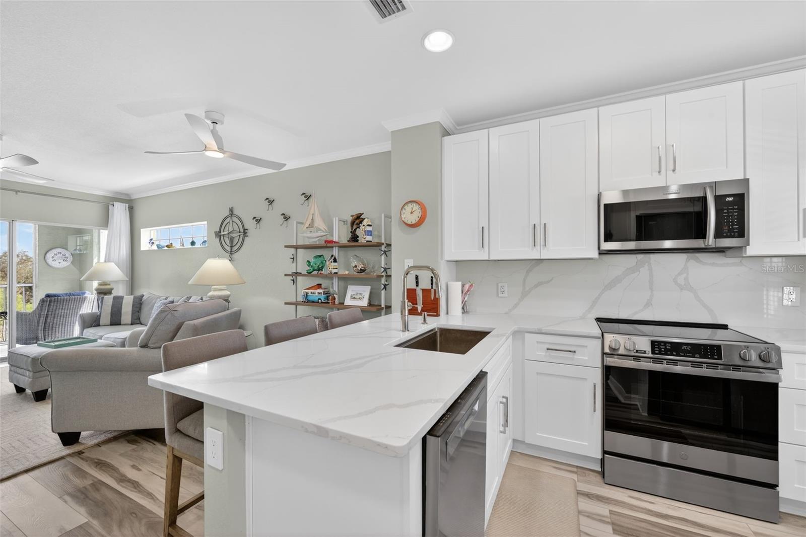 Image 7 of 49 For 2020 Willow Hammock Circle 304