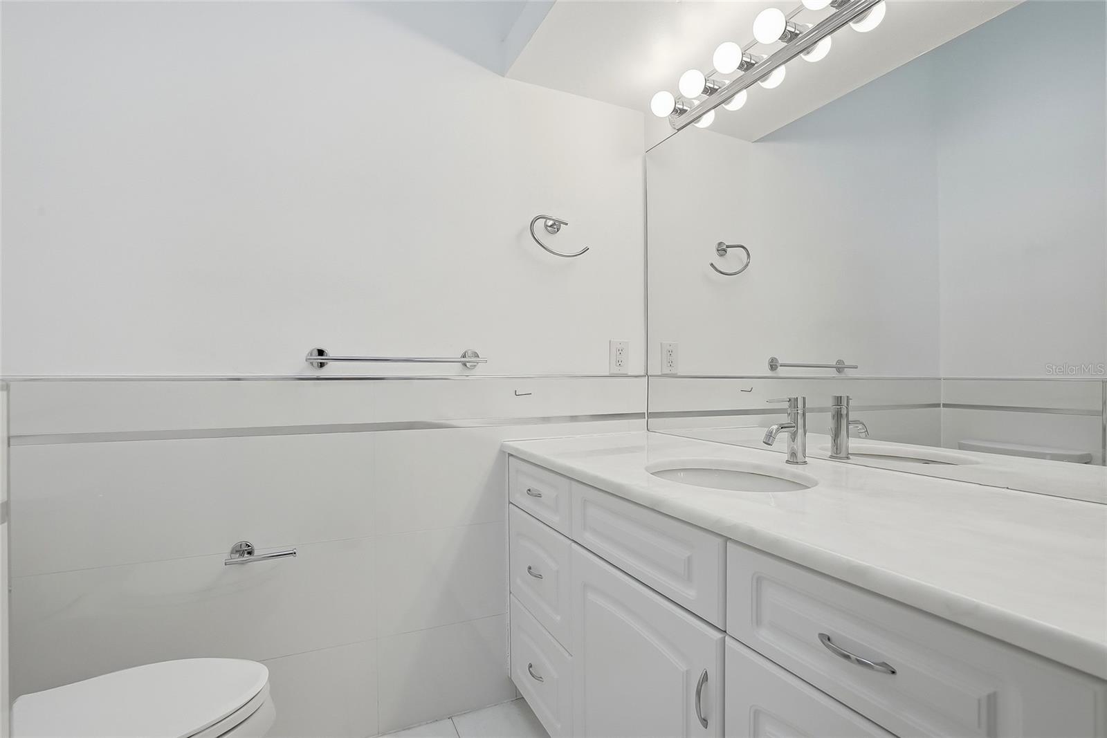 Image 18 of 48 For 545 Walden Court