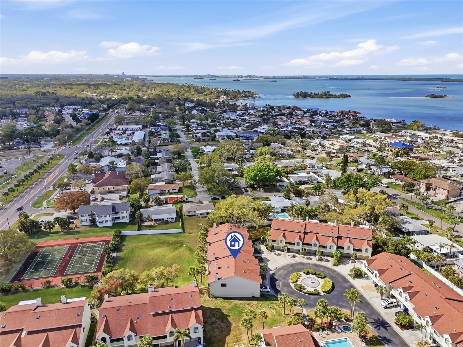 Image 38 of 48 For 545 Walden Court